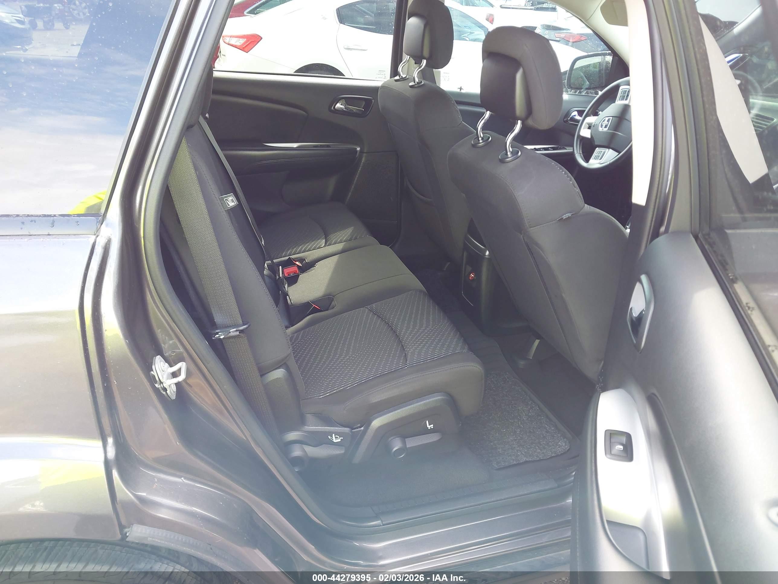 DODGE JOURNEY image 8