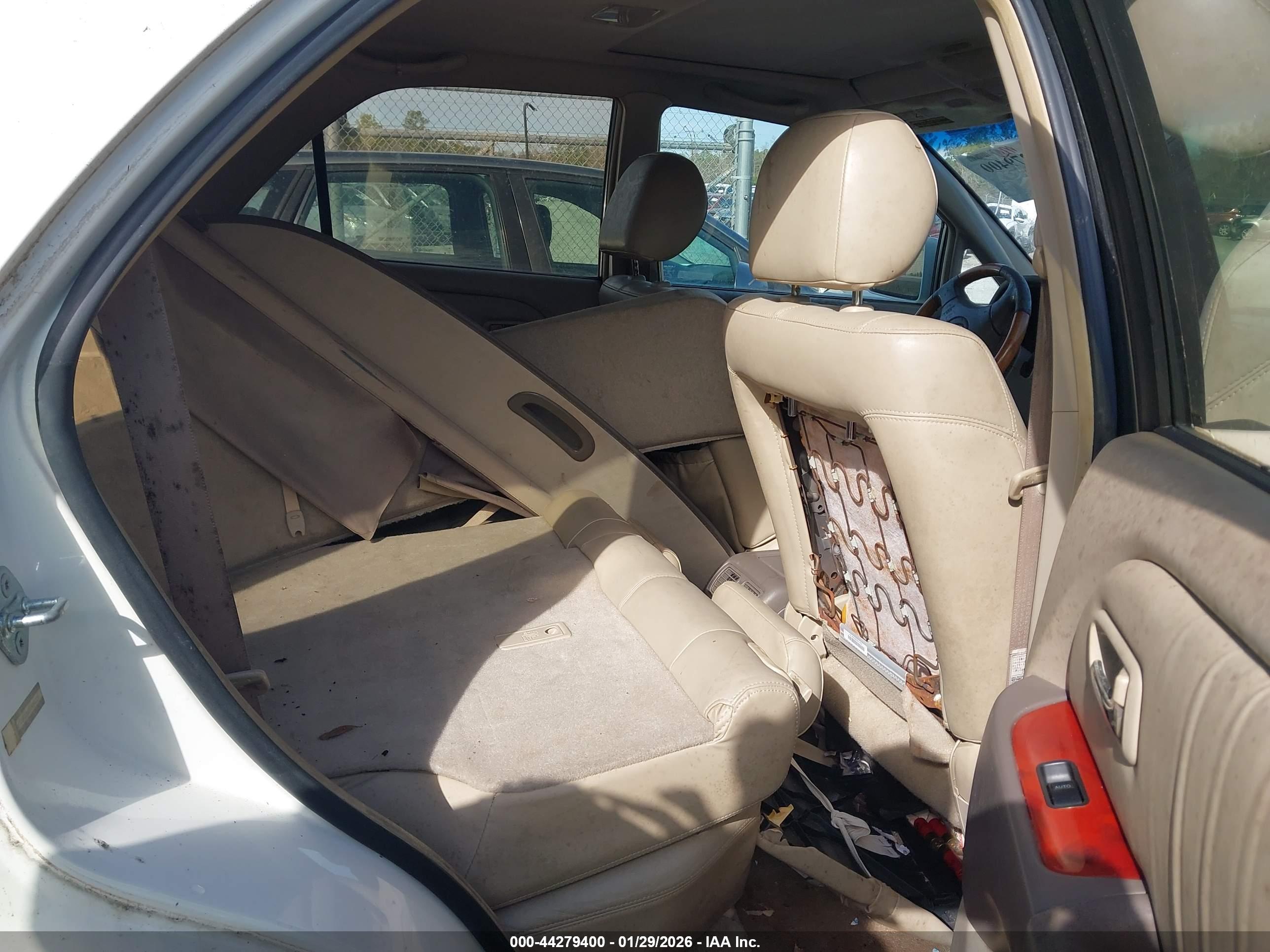 LEXUS RX image 8
