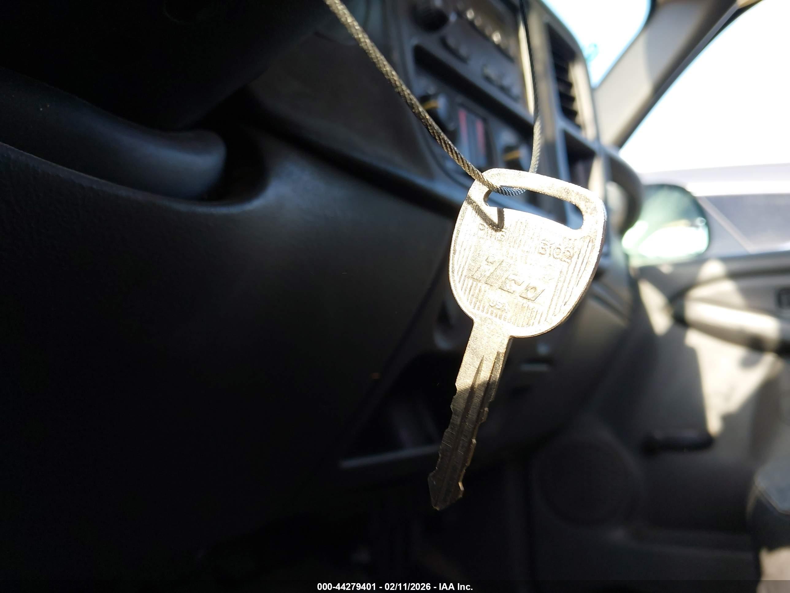 CHEVROLET SILVERADO image 11