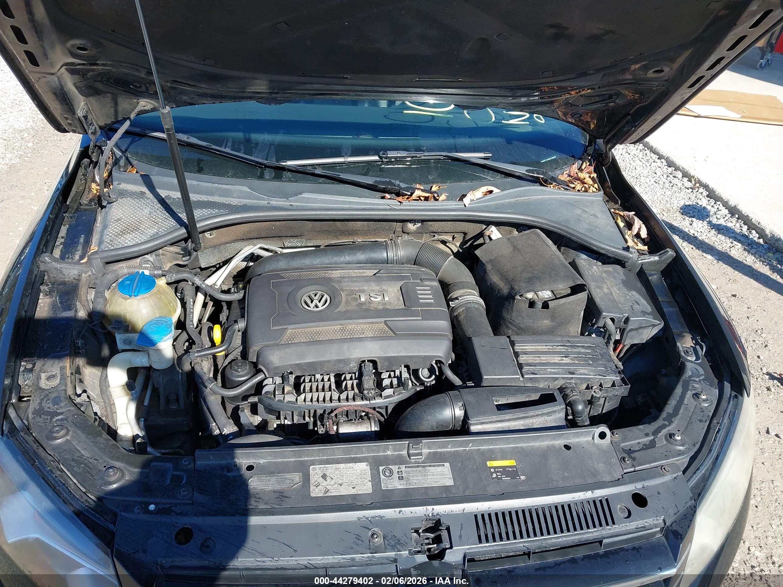 VOLKSWAGEN PASSAT image 10