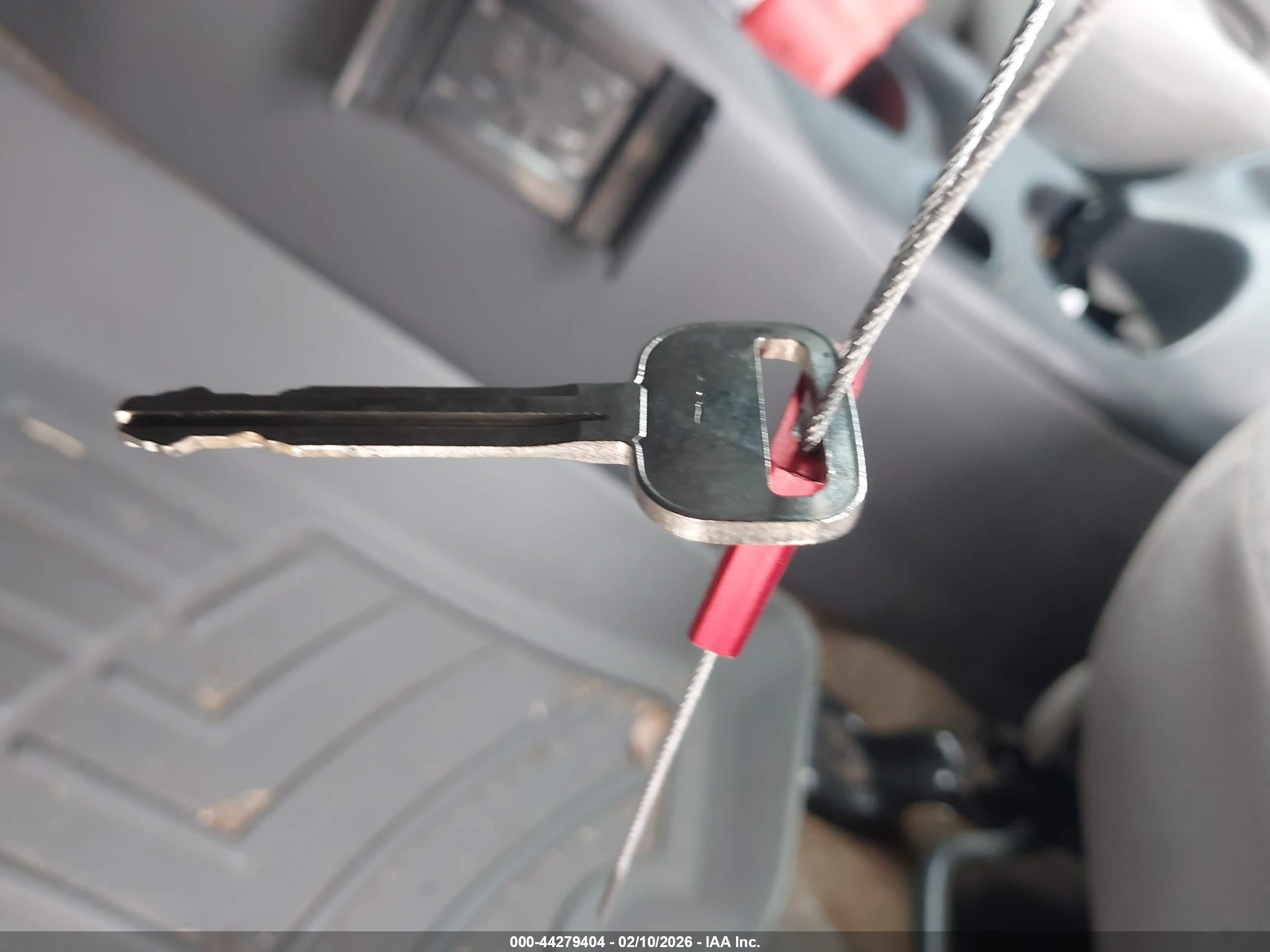 TOYOTA TUNDRA image 11