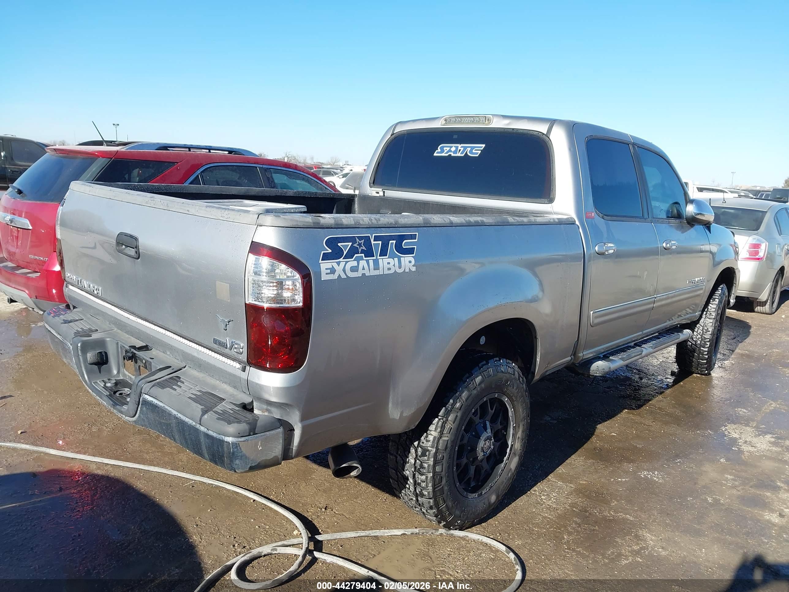 TOYOTA TUNDRA image 4