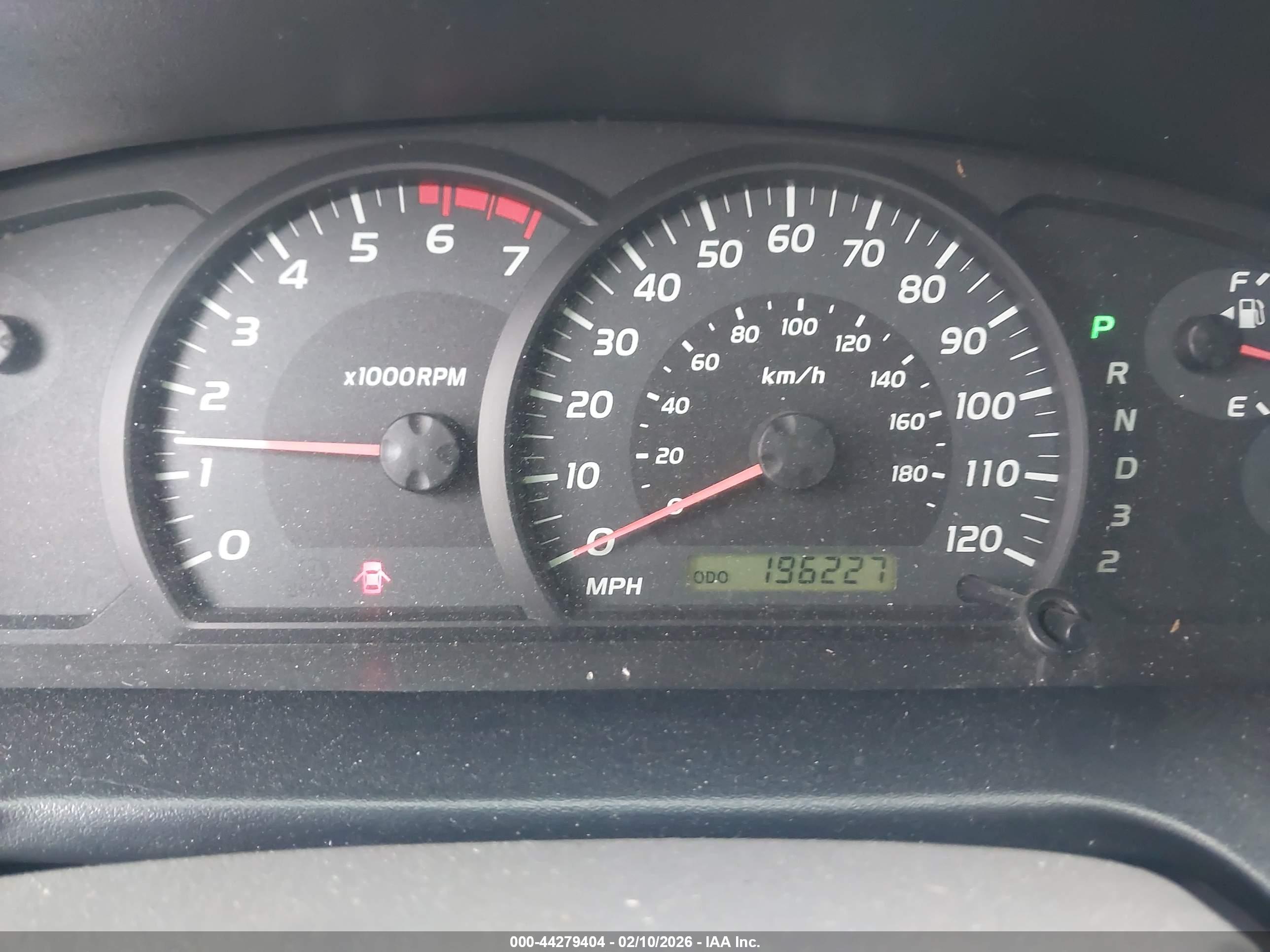 TOYOTA TUNDRA image 7