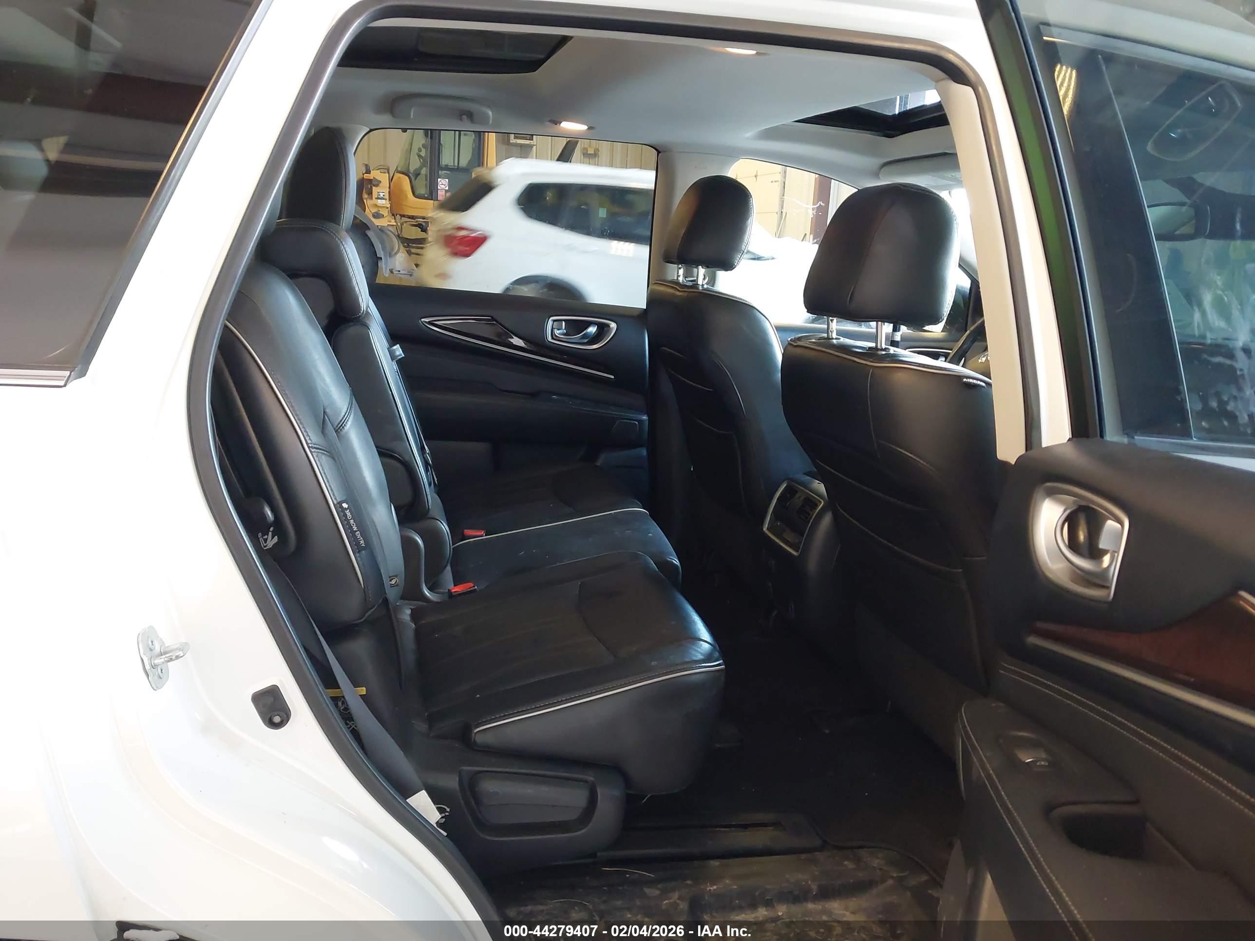 INFINITI QX60 image 8