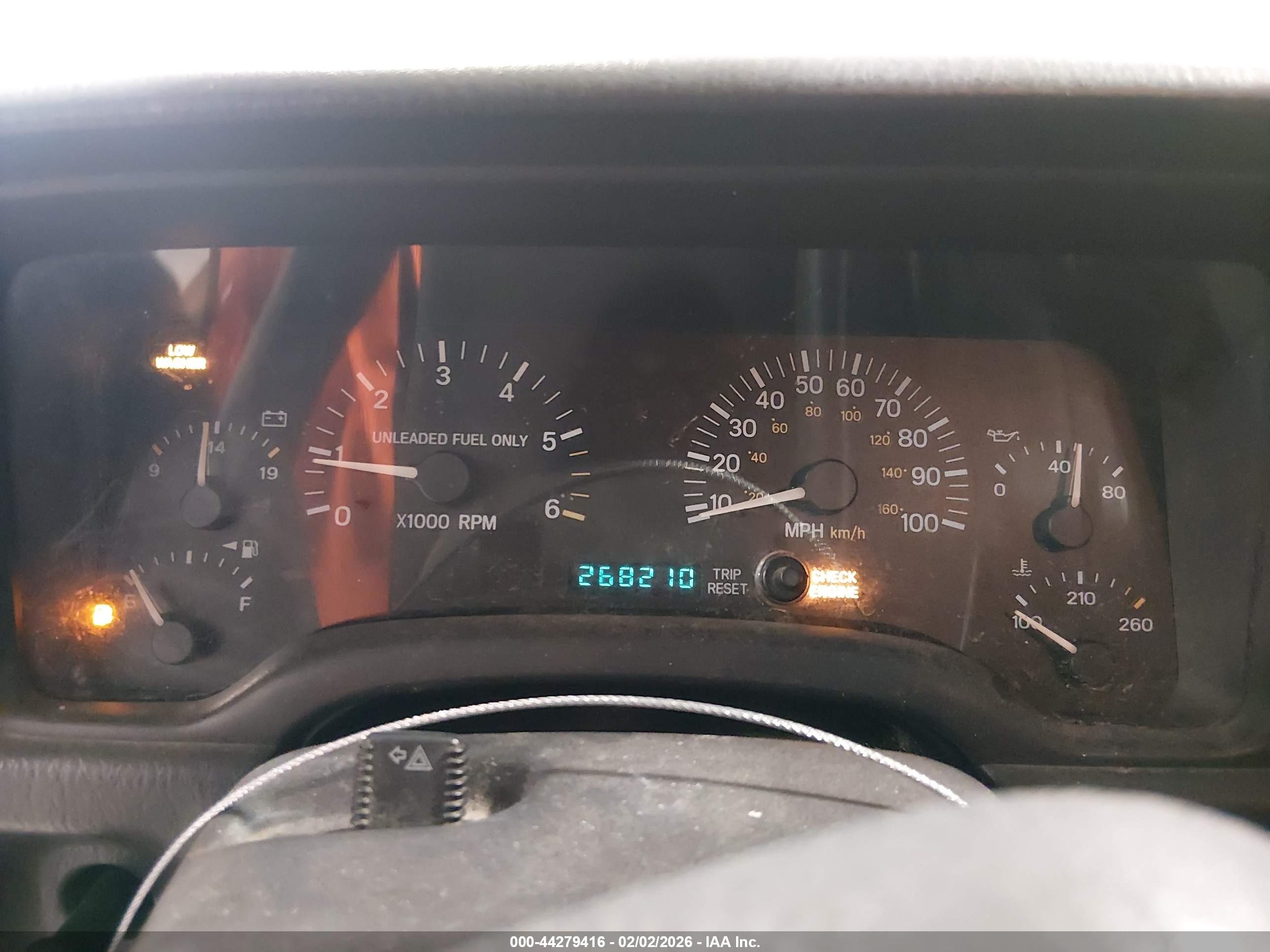 JEEP CHEROKEE image 7