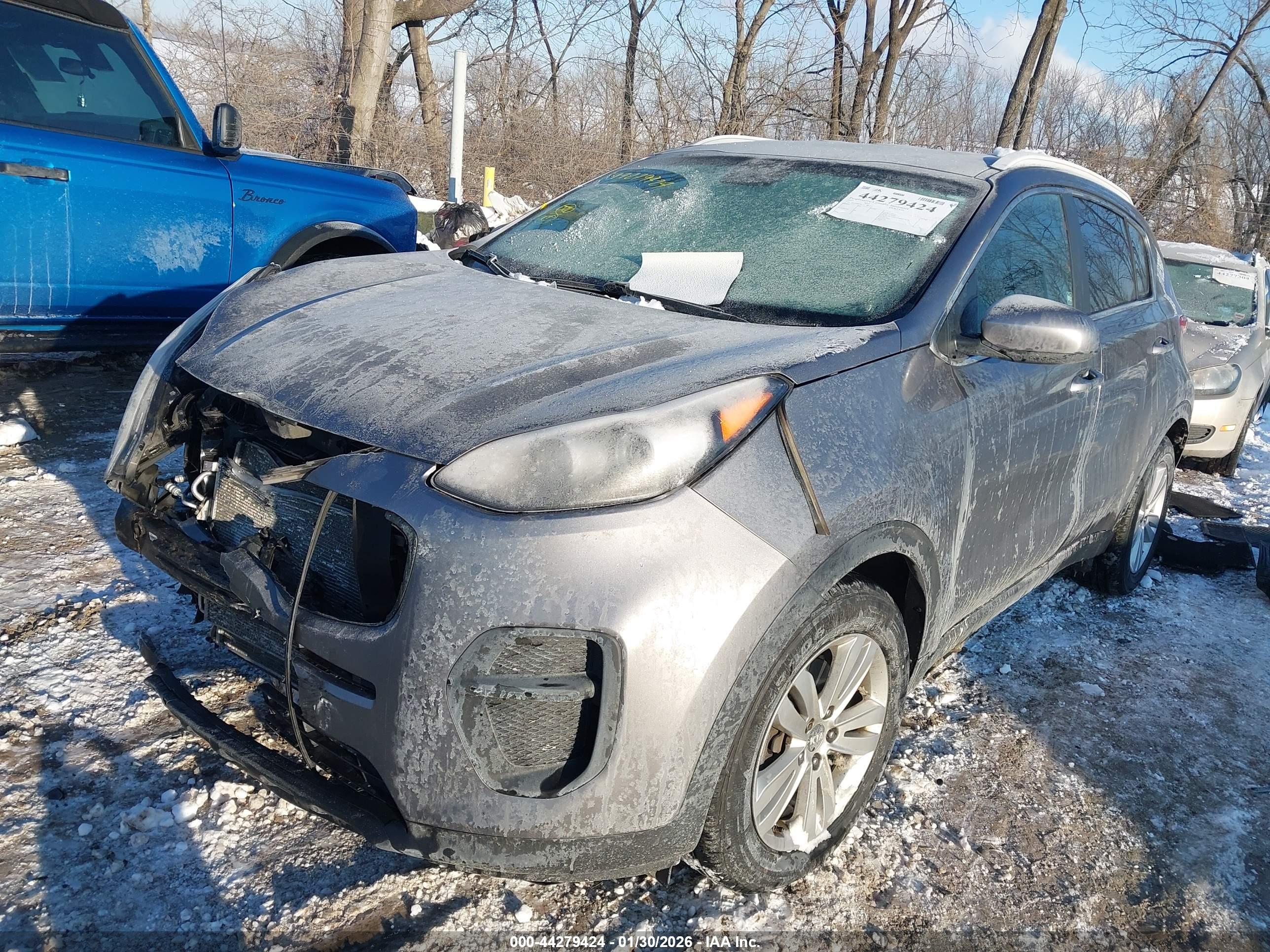 KIA SPORTAGE image 2