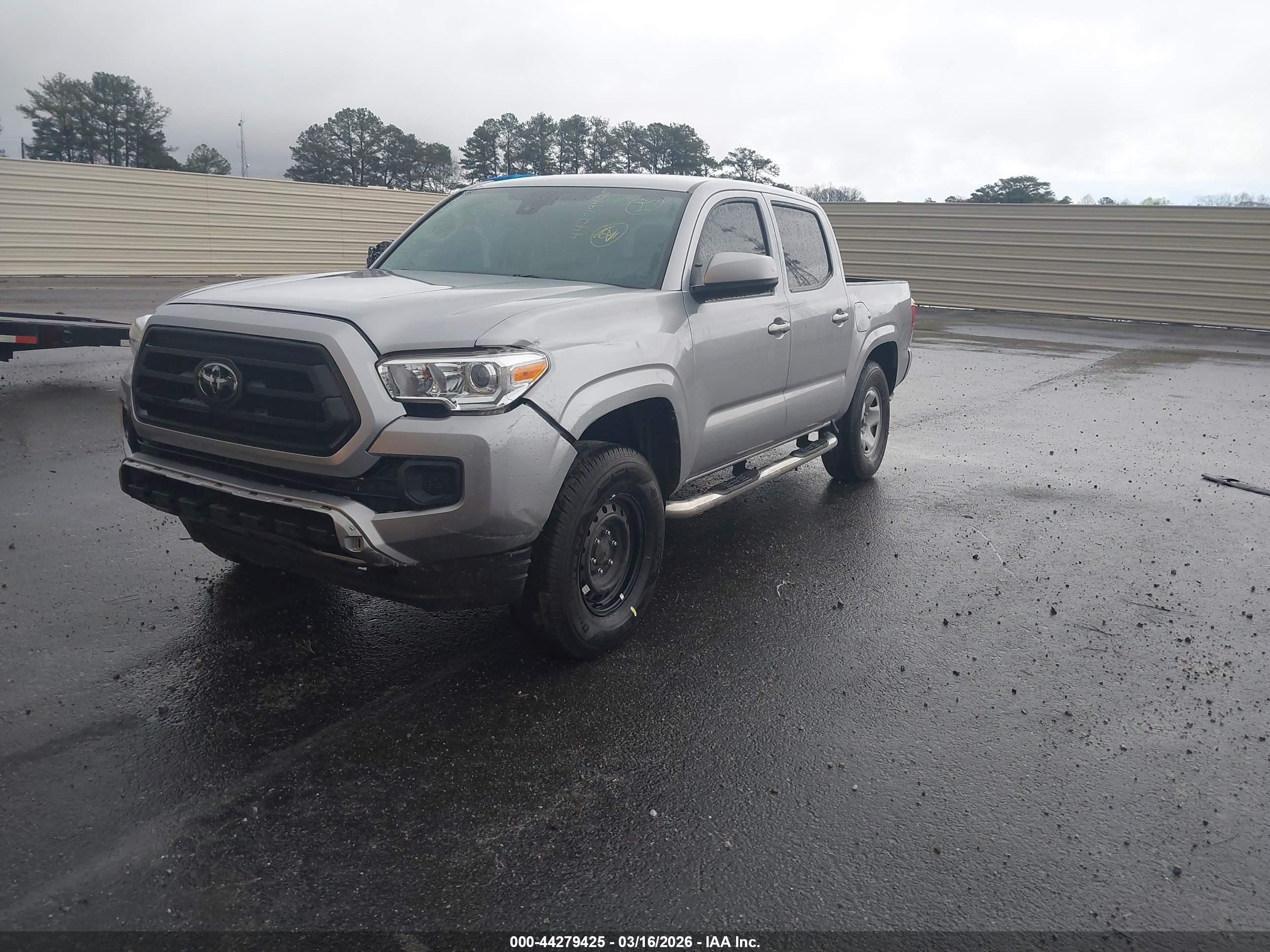 TOYOTA TACOMA image 2