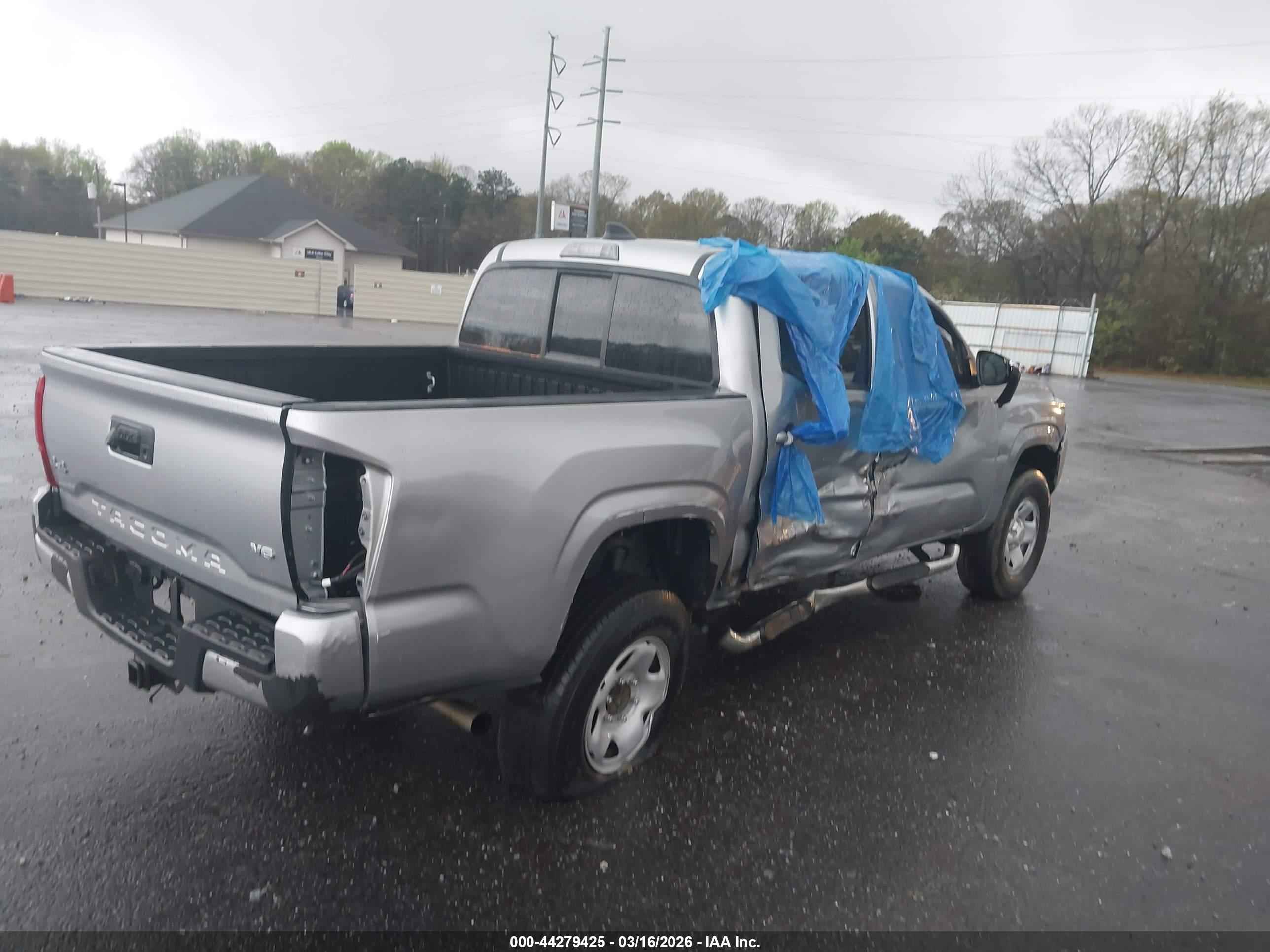 TOYOTA TACOMA image 4