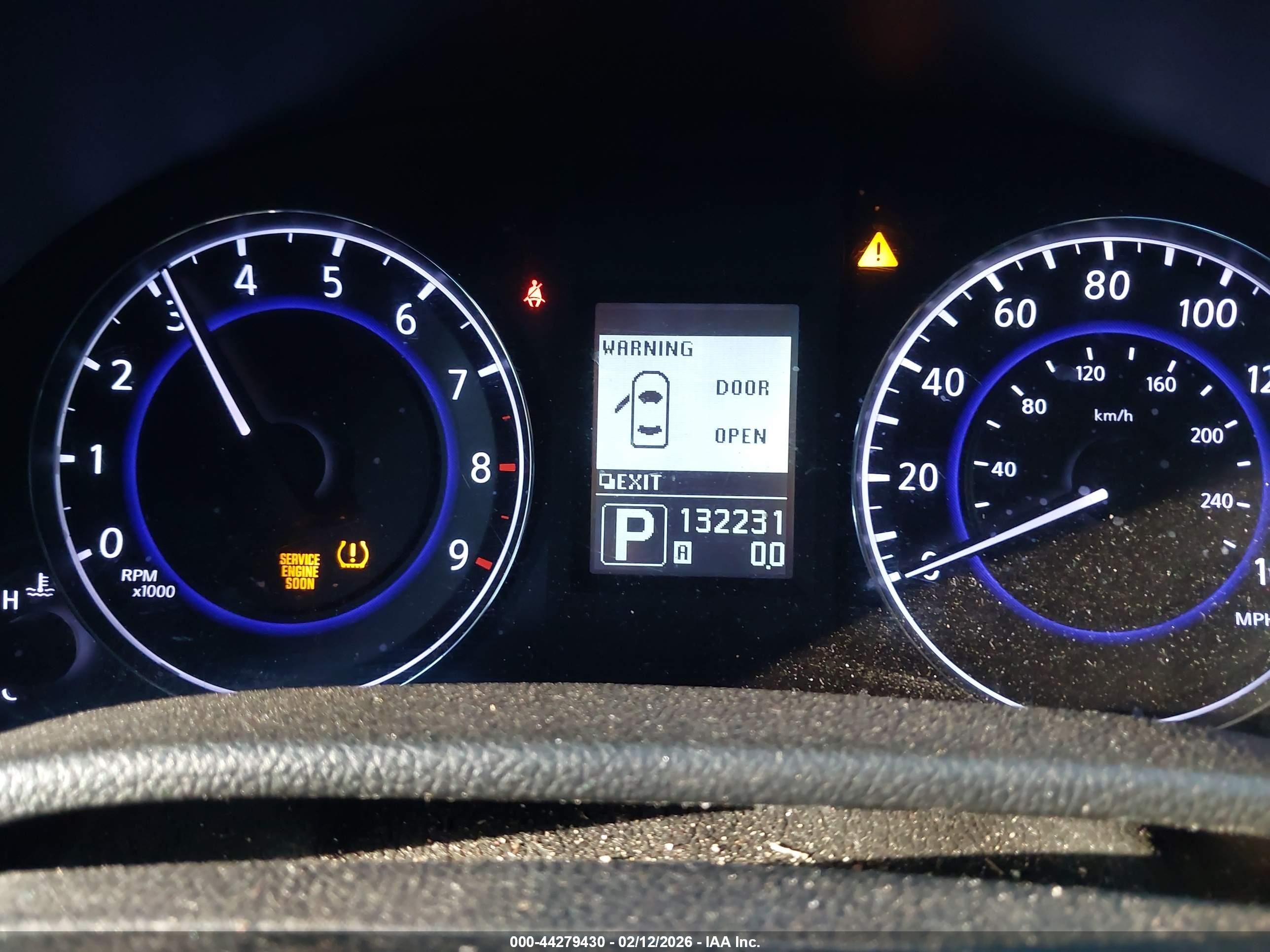 INFINITI G37 image 7