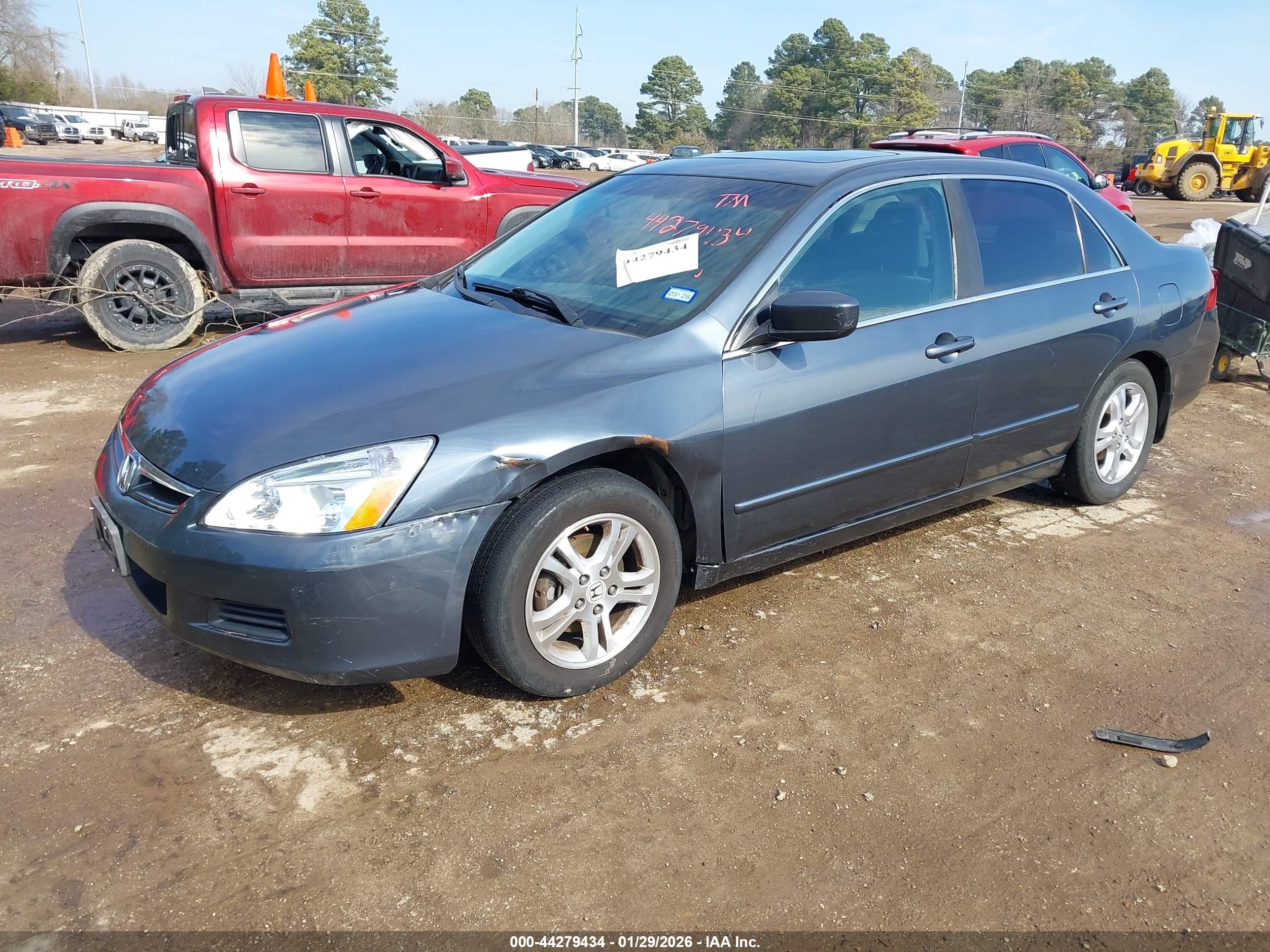 HONDA ACCORD image 2