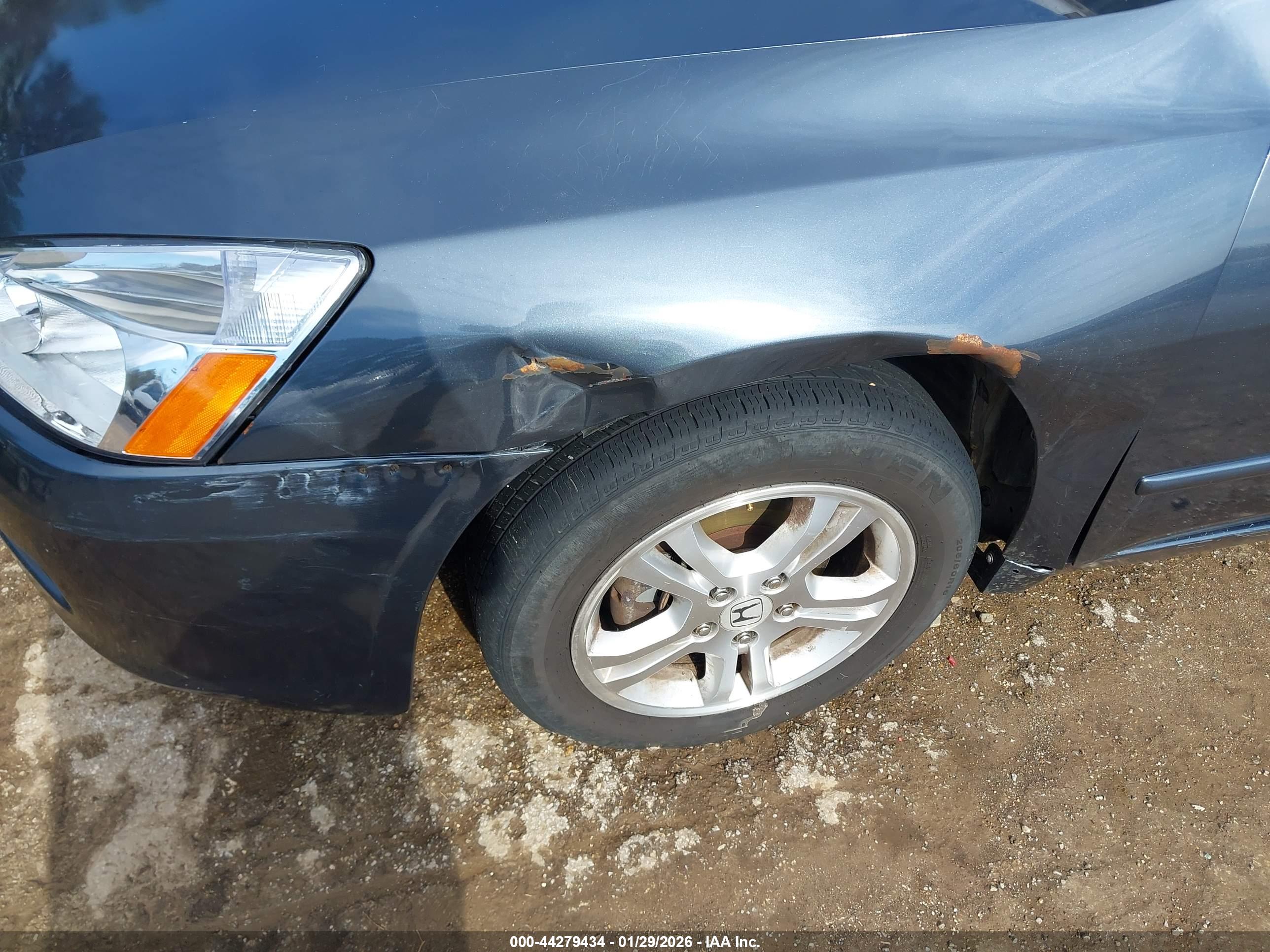 HONDA ACCORD image 6