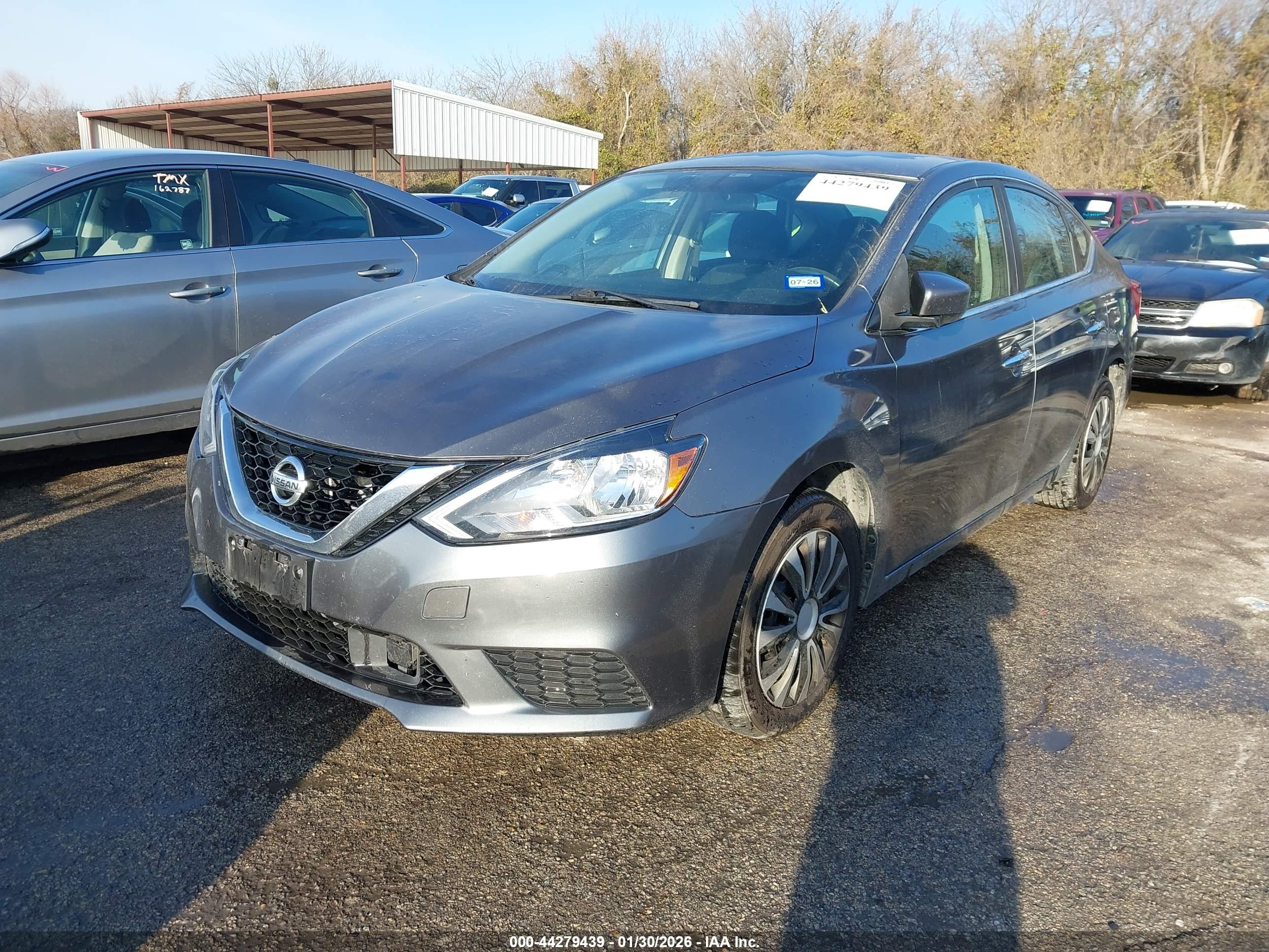 NISSAN SENTRA image 2