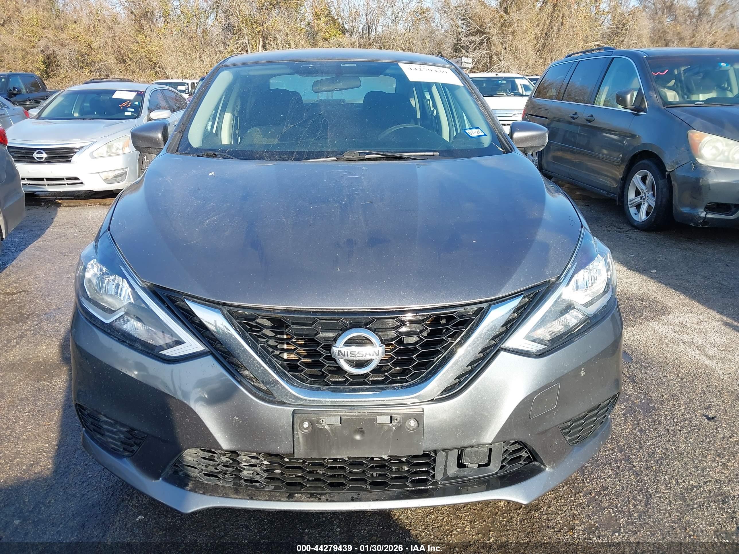 NISSAN SENTRA image 6