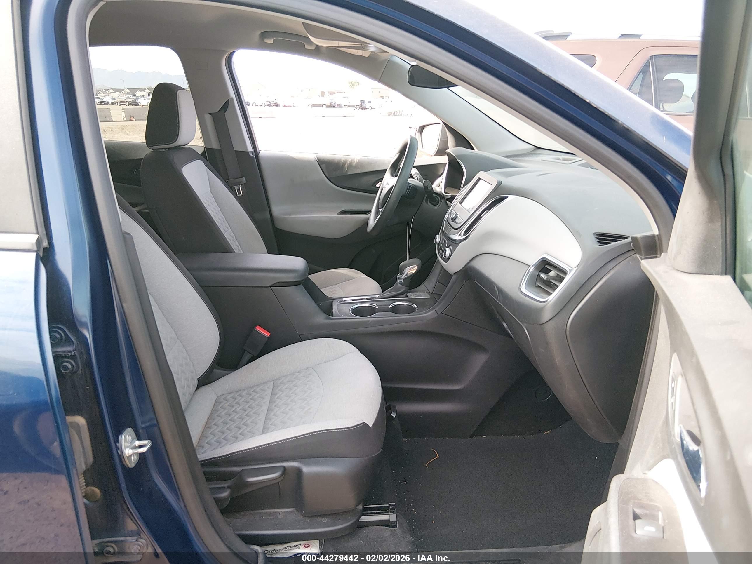 CHEVROLET EQUINOX image 5