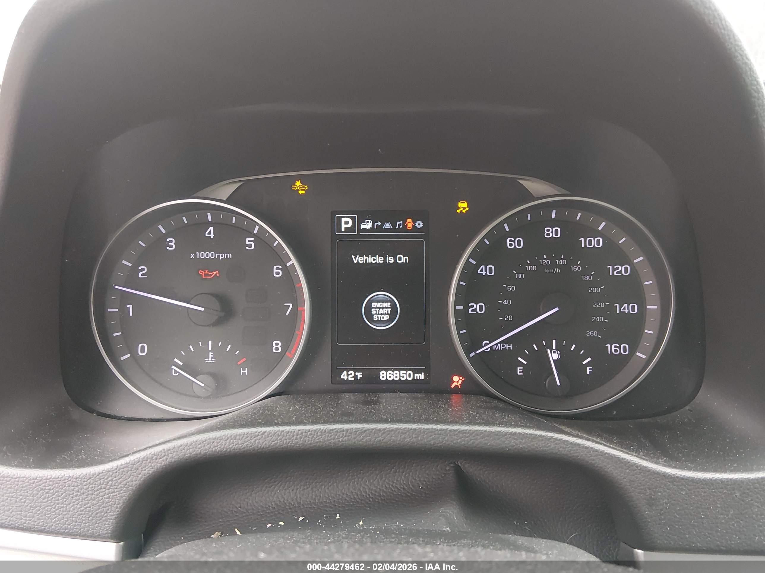 HYUNDAI ELANTRA image 7