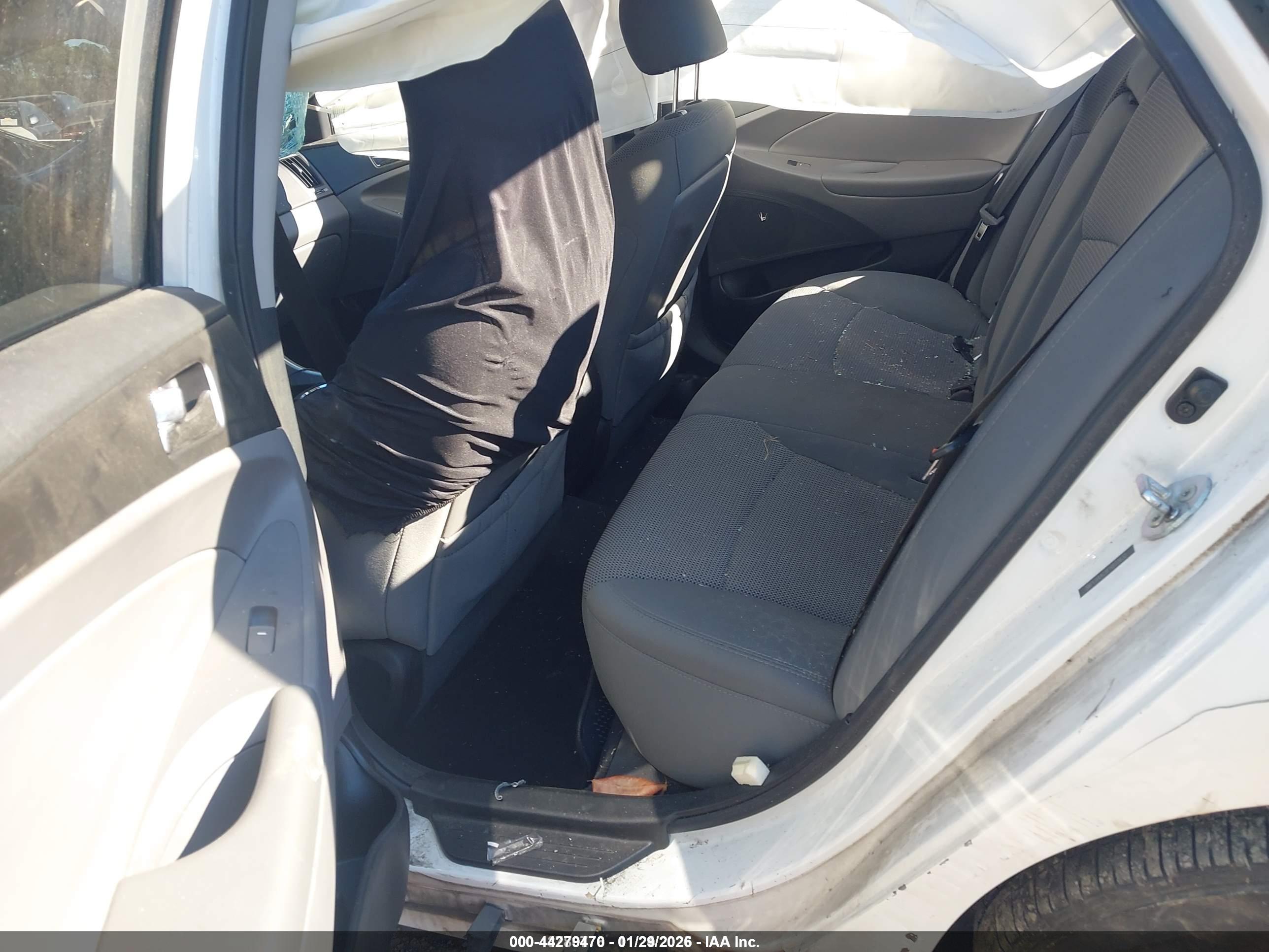 HYUNDAI SONATA image 8