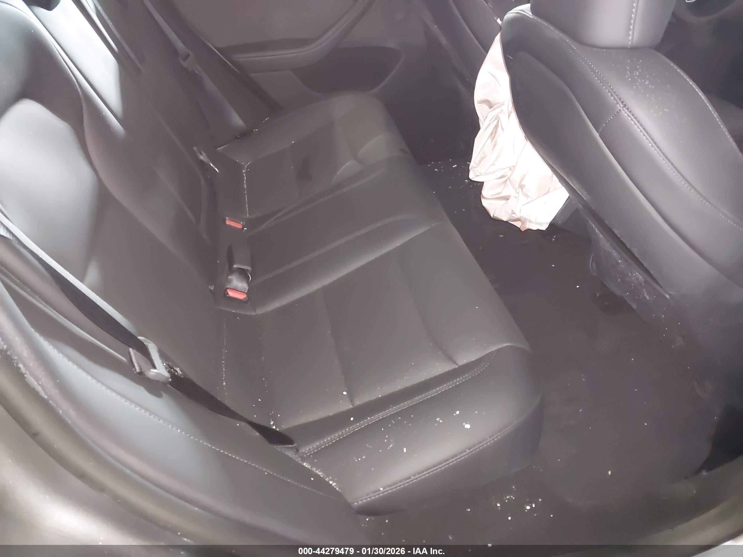 TESLA MODEL image 8