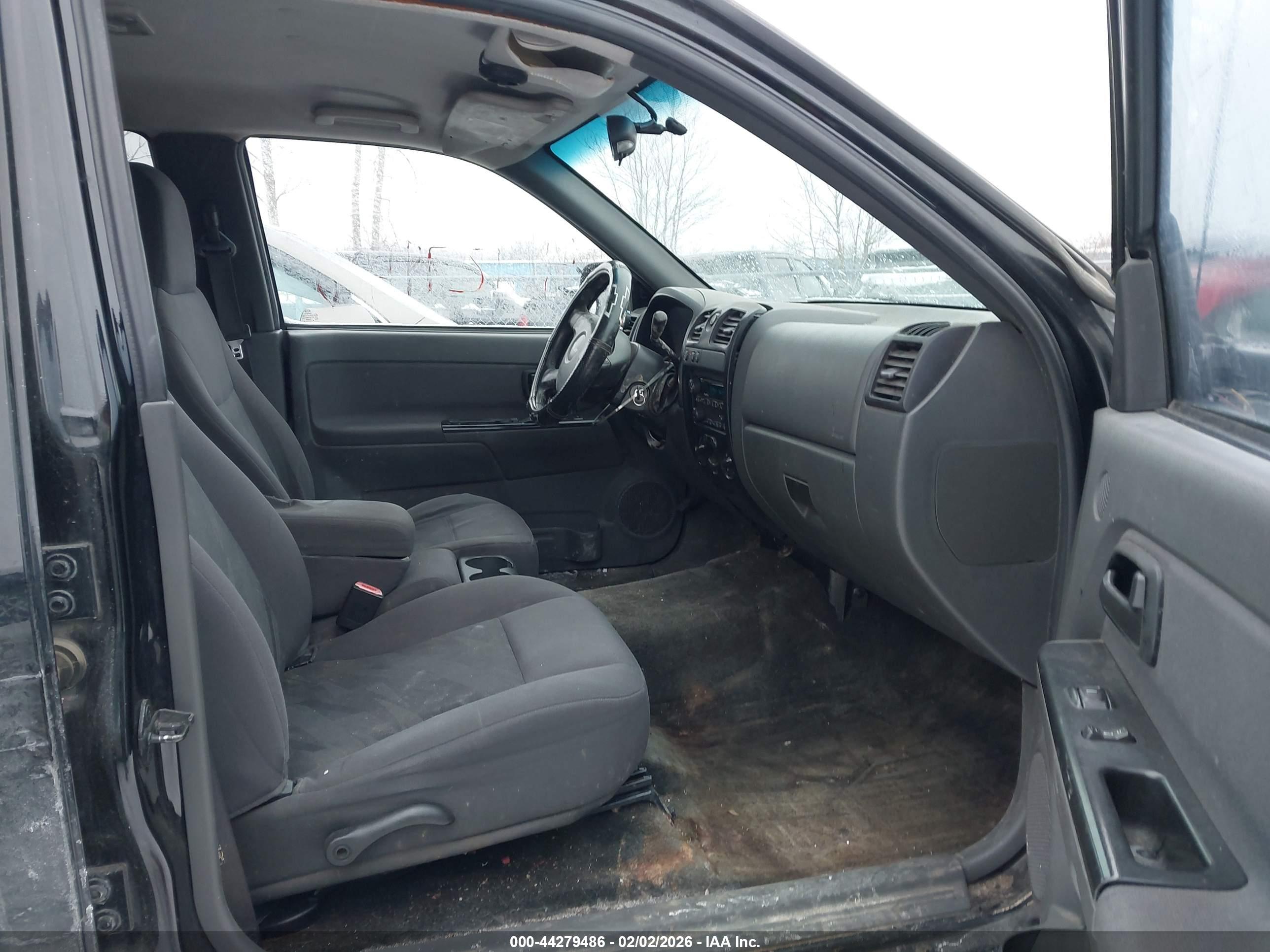 CHEVROLET COLORADO image 5