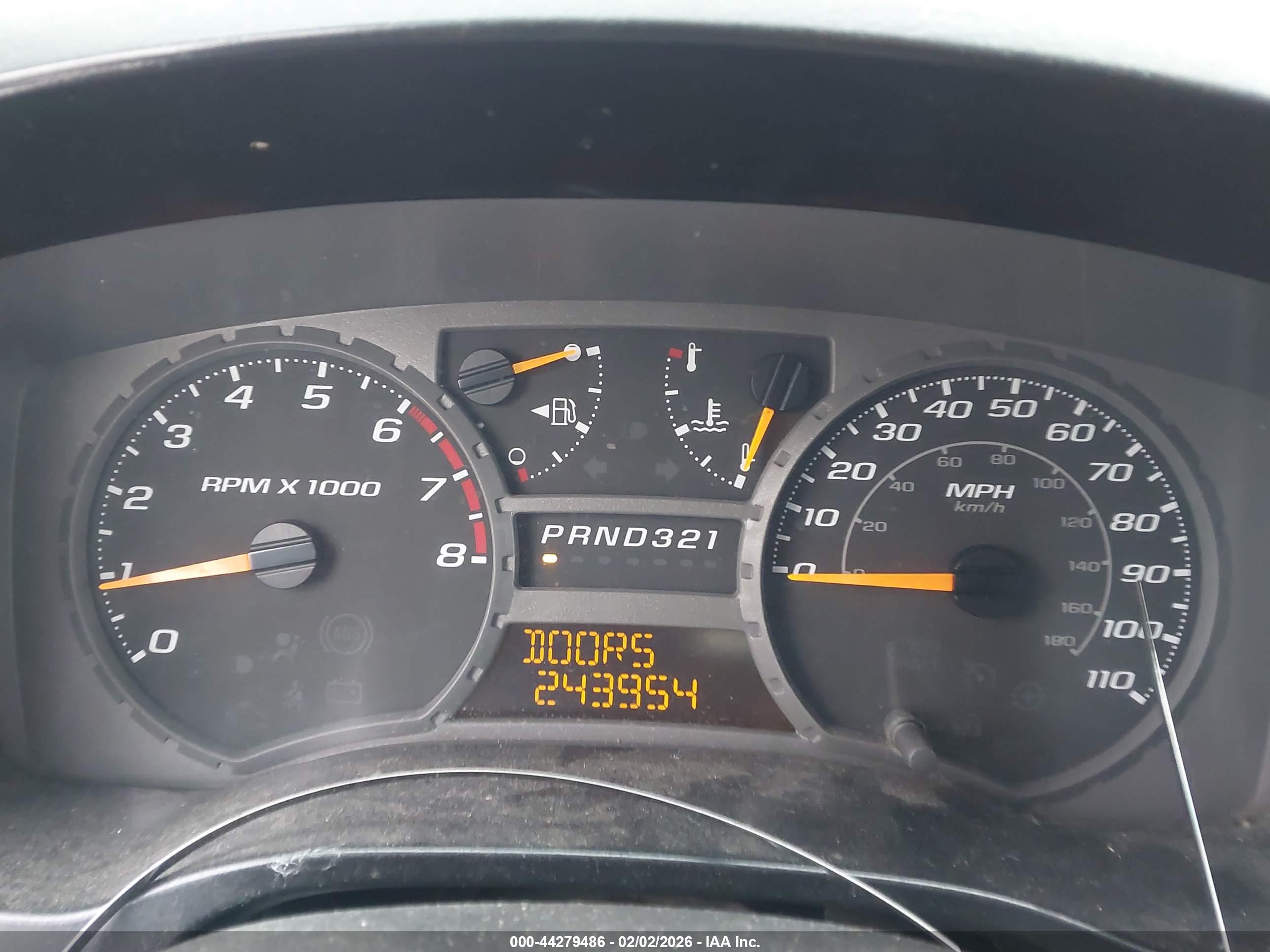 CHEVROLET COLORADO image 7