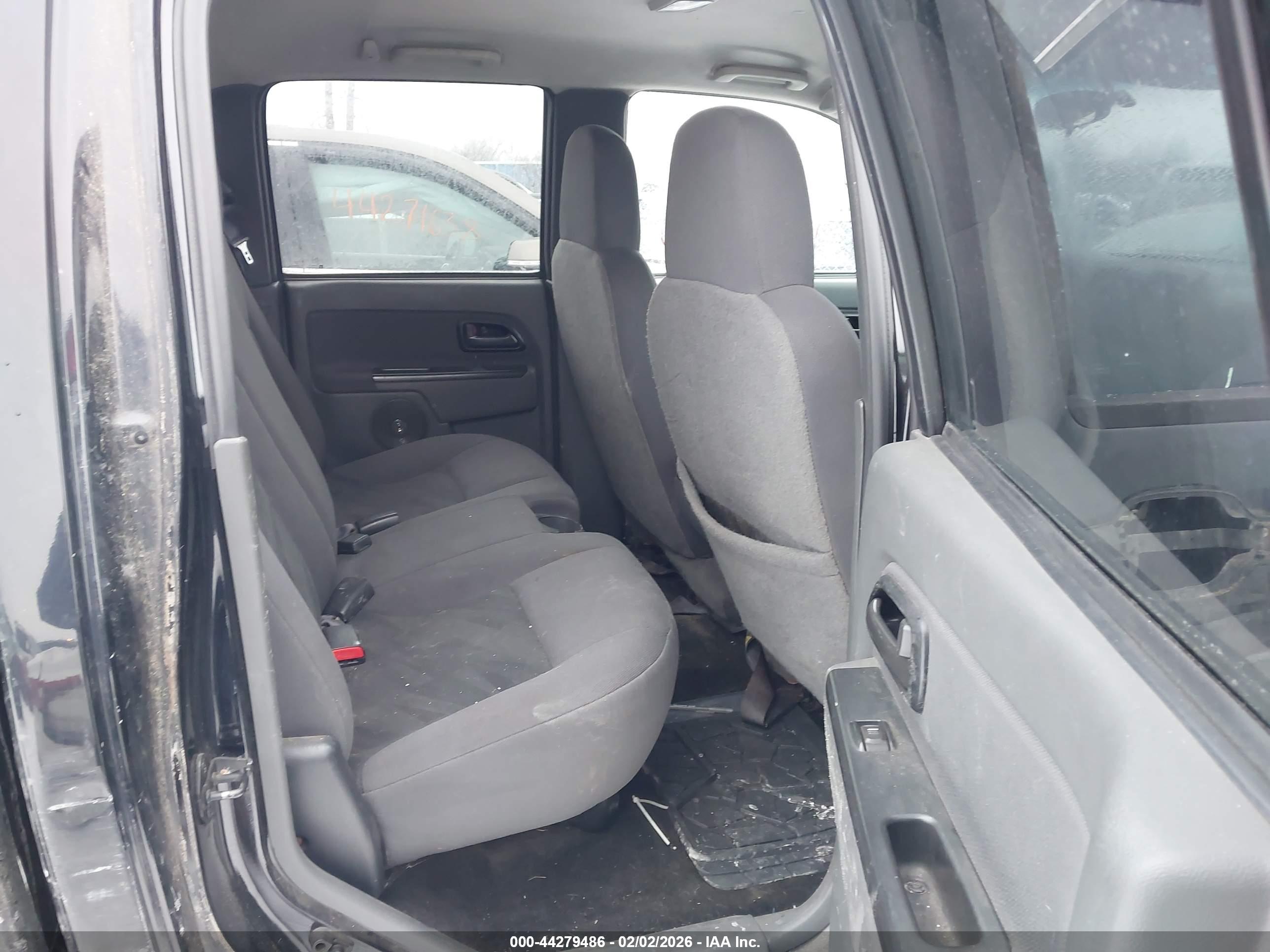 CHEVROLET COLORADO image 8