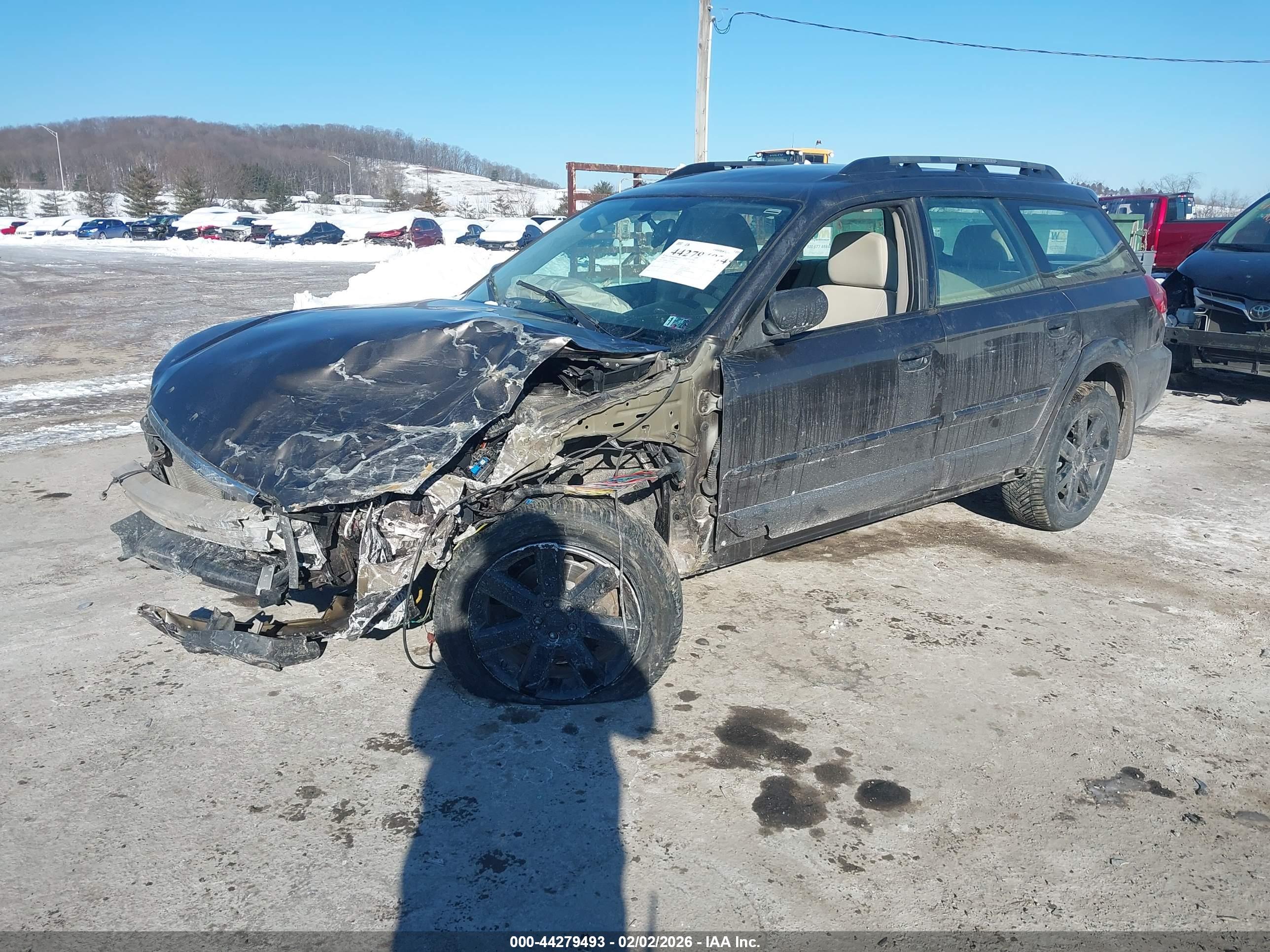 SUBARU OUTBACK image 2