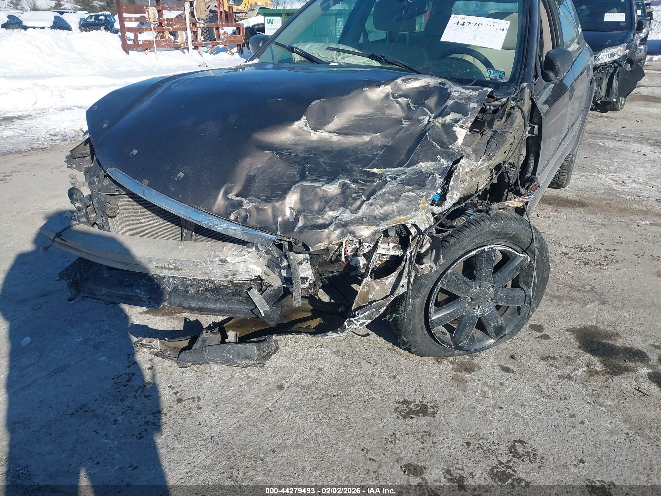 SUBARU OUTBACK image 6