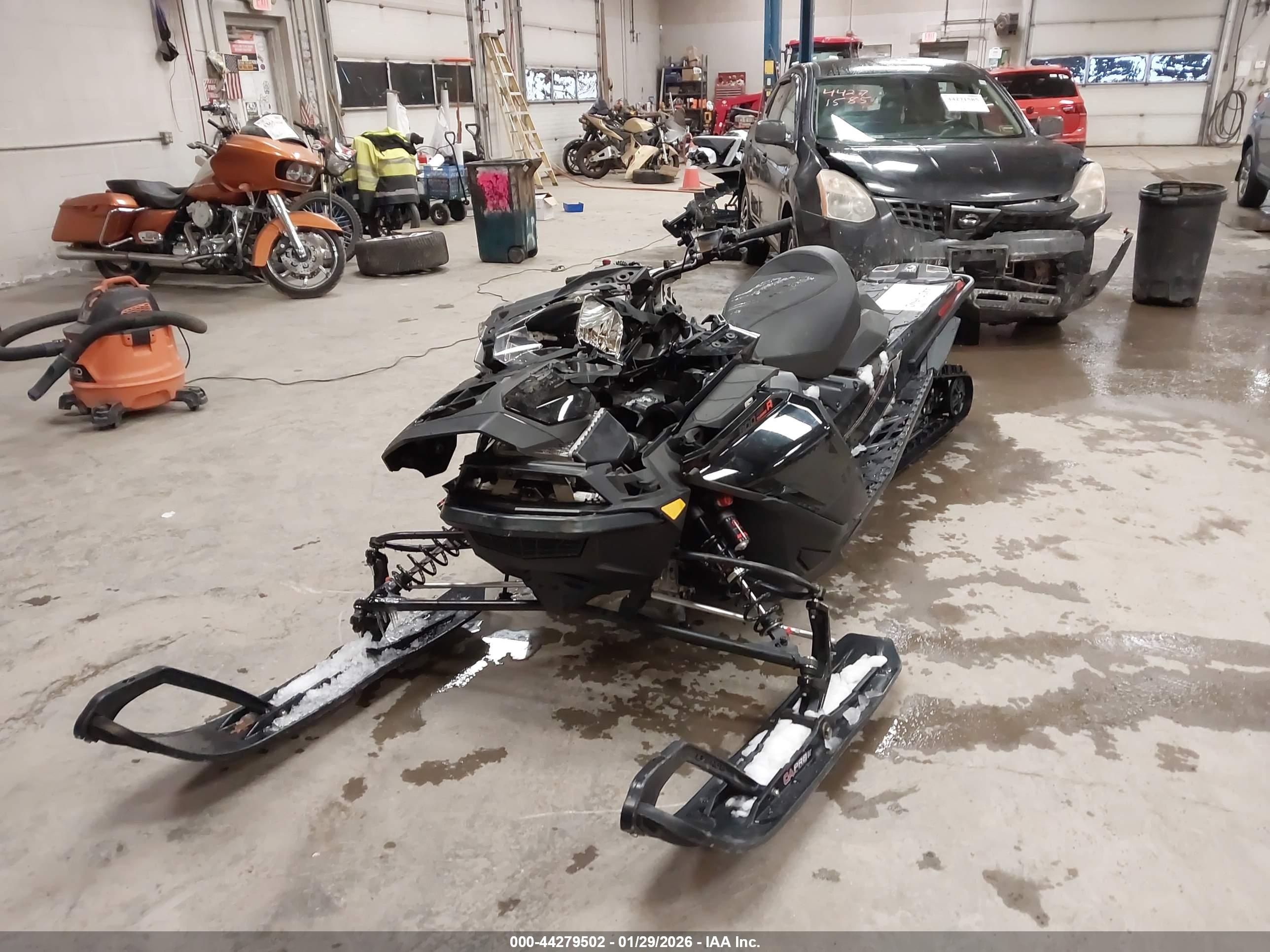 SKIDOO GRAND image 2