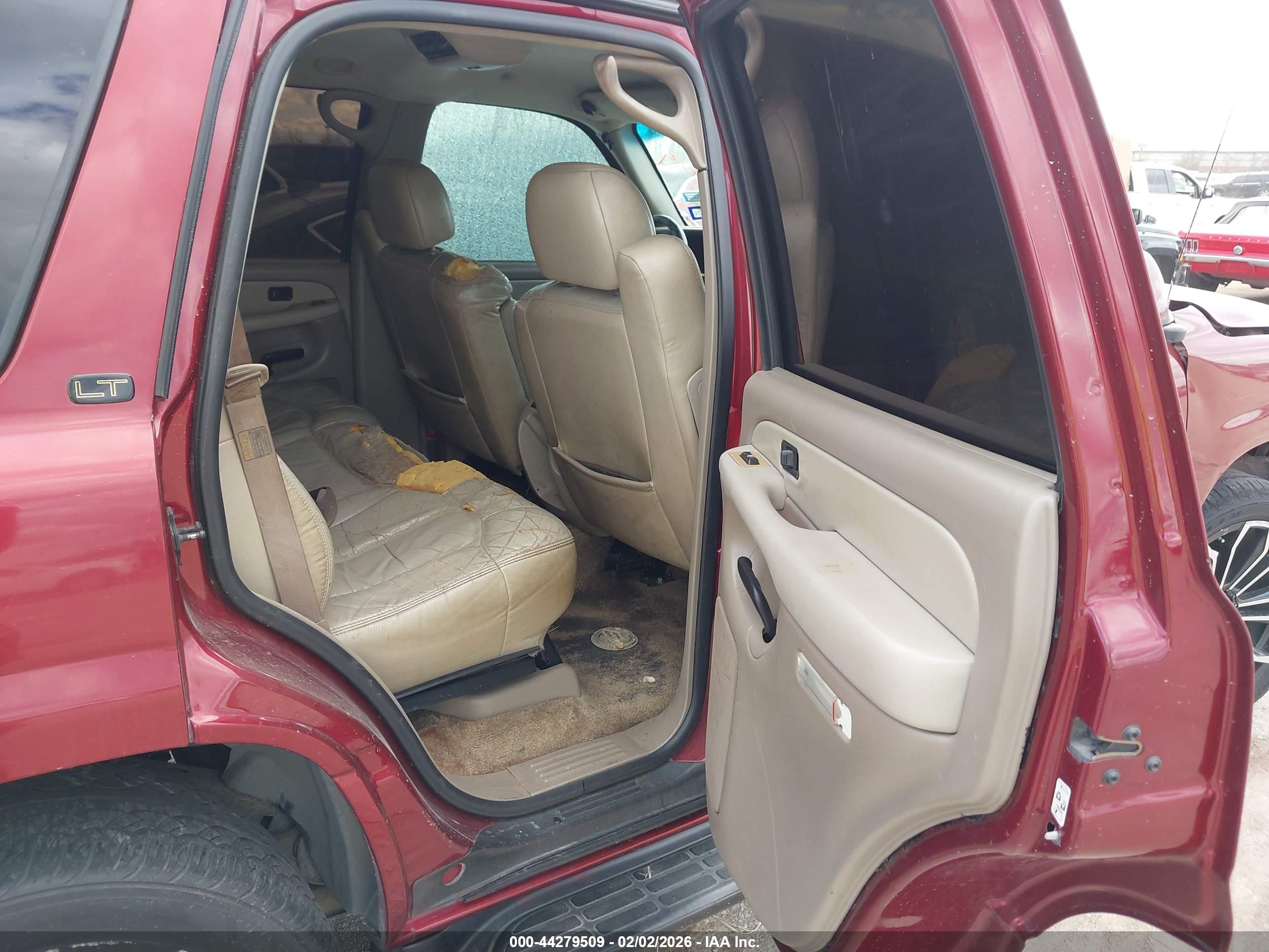 CHEVROLET TAHOE image 8