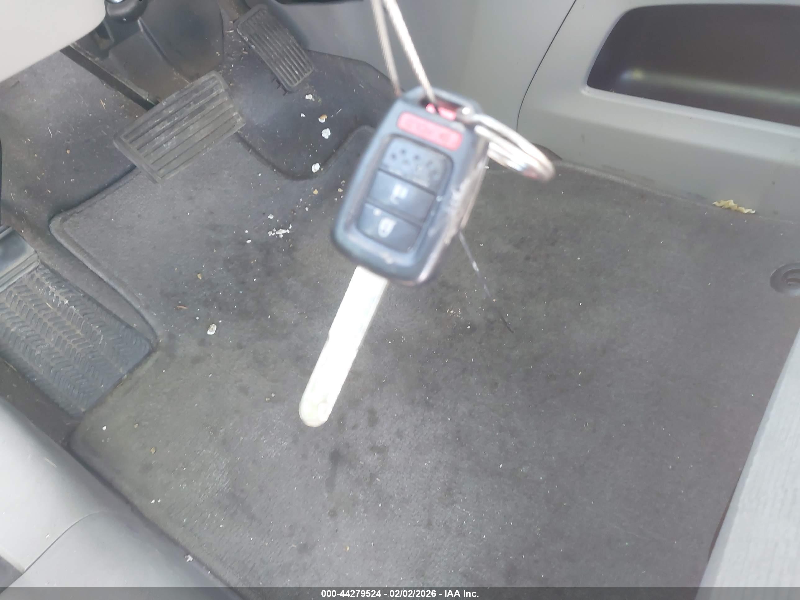 HONDA CR-V image 11