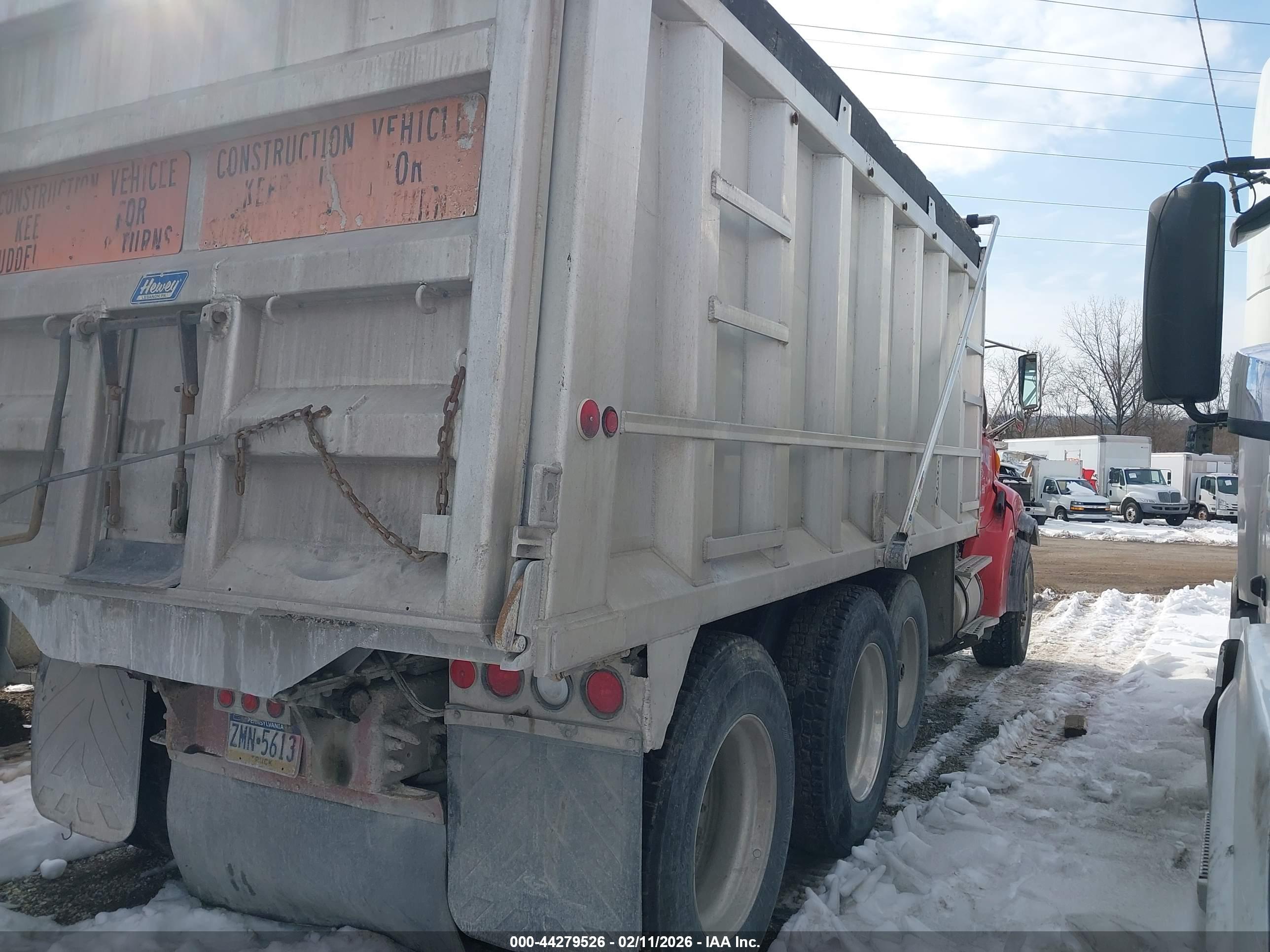 STERLING TRUCK image 4