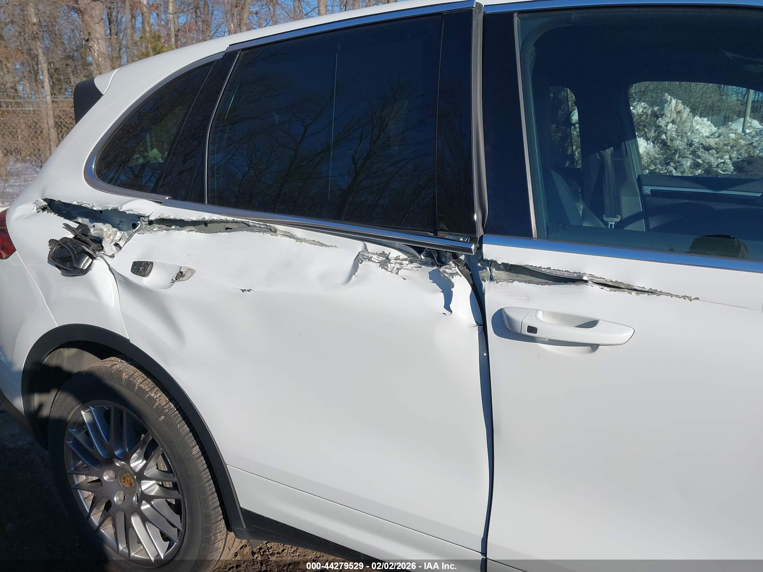 PORSCHE CAYENNE image 6