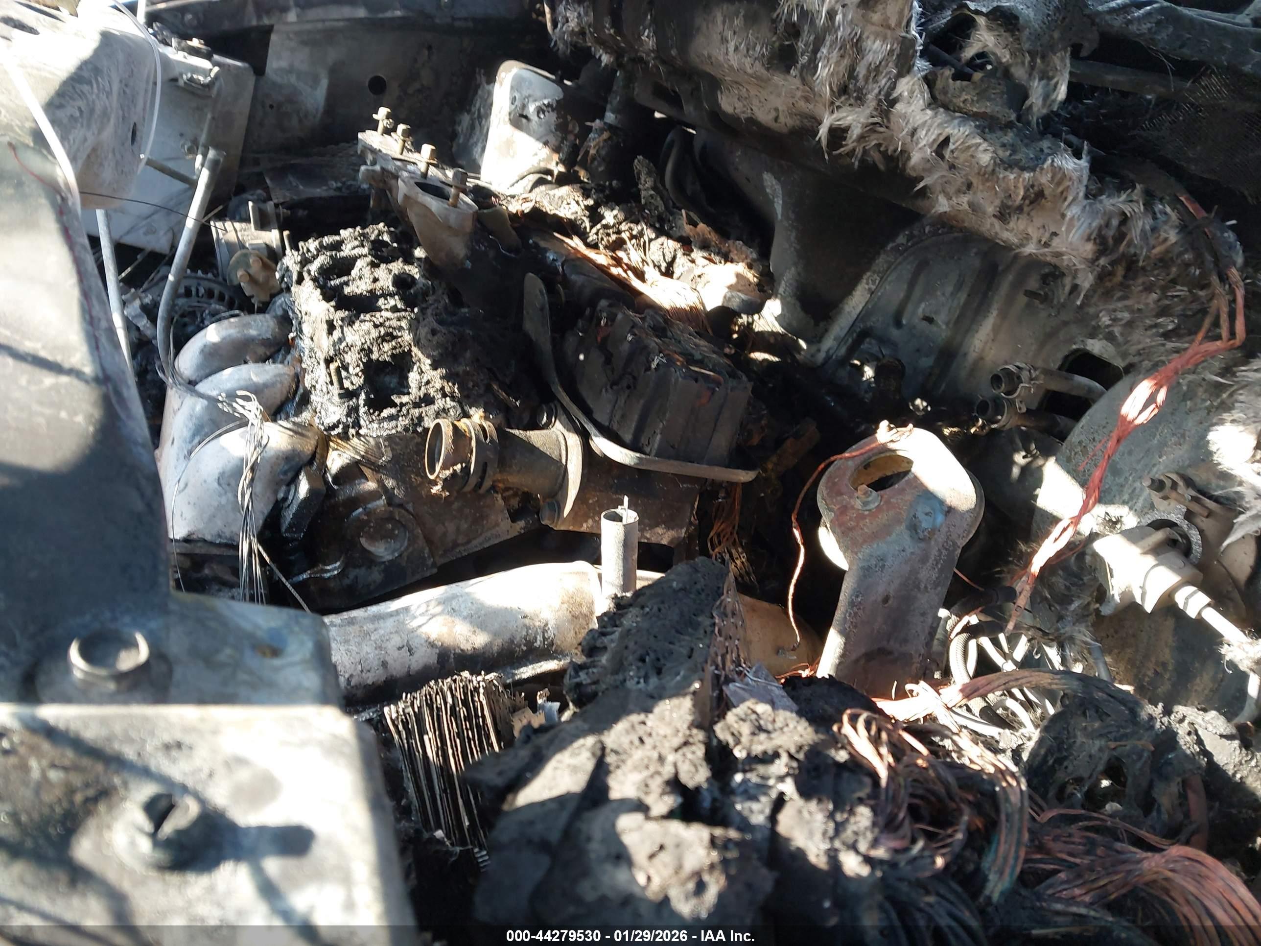 CHRYSLER TOWN image 10