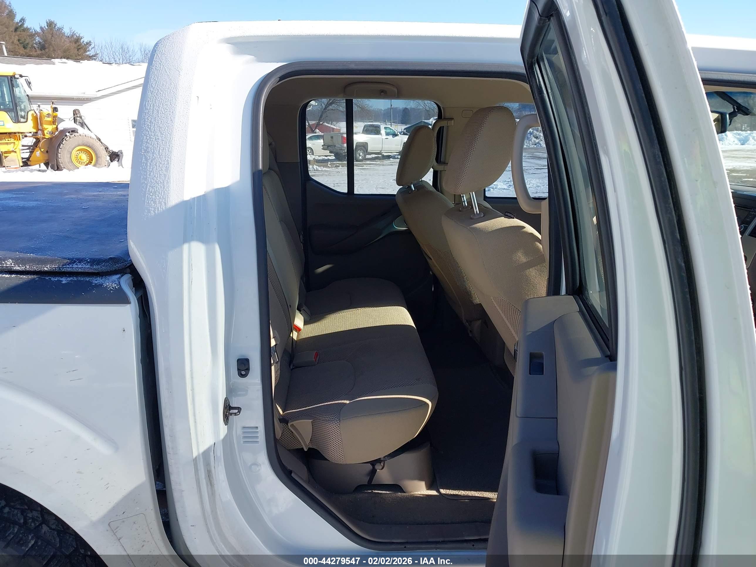 NISSAN FRONTIER image 8