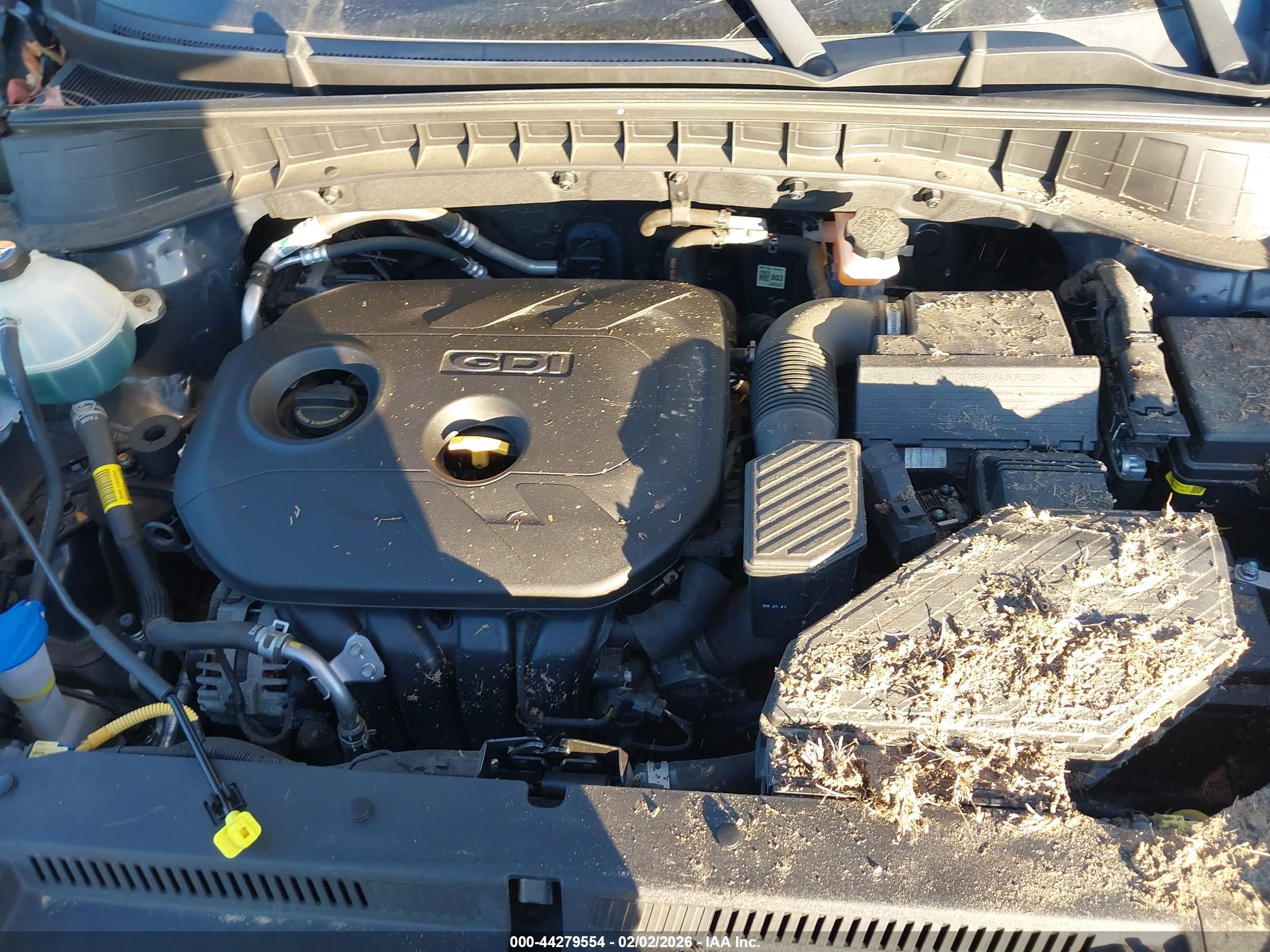 HYUNDAI TUCSON image 10