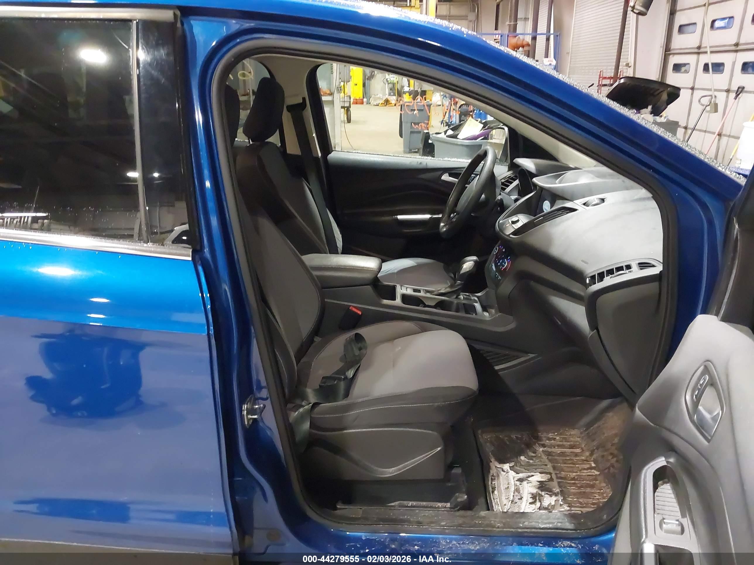 FORD ESCAPE image 5