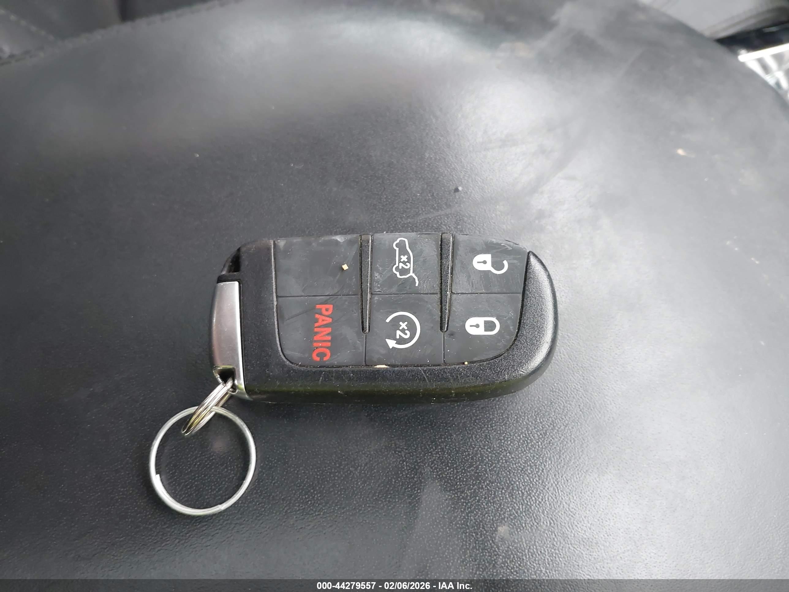 LAND ROVER image 11