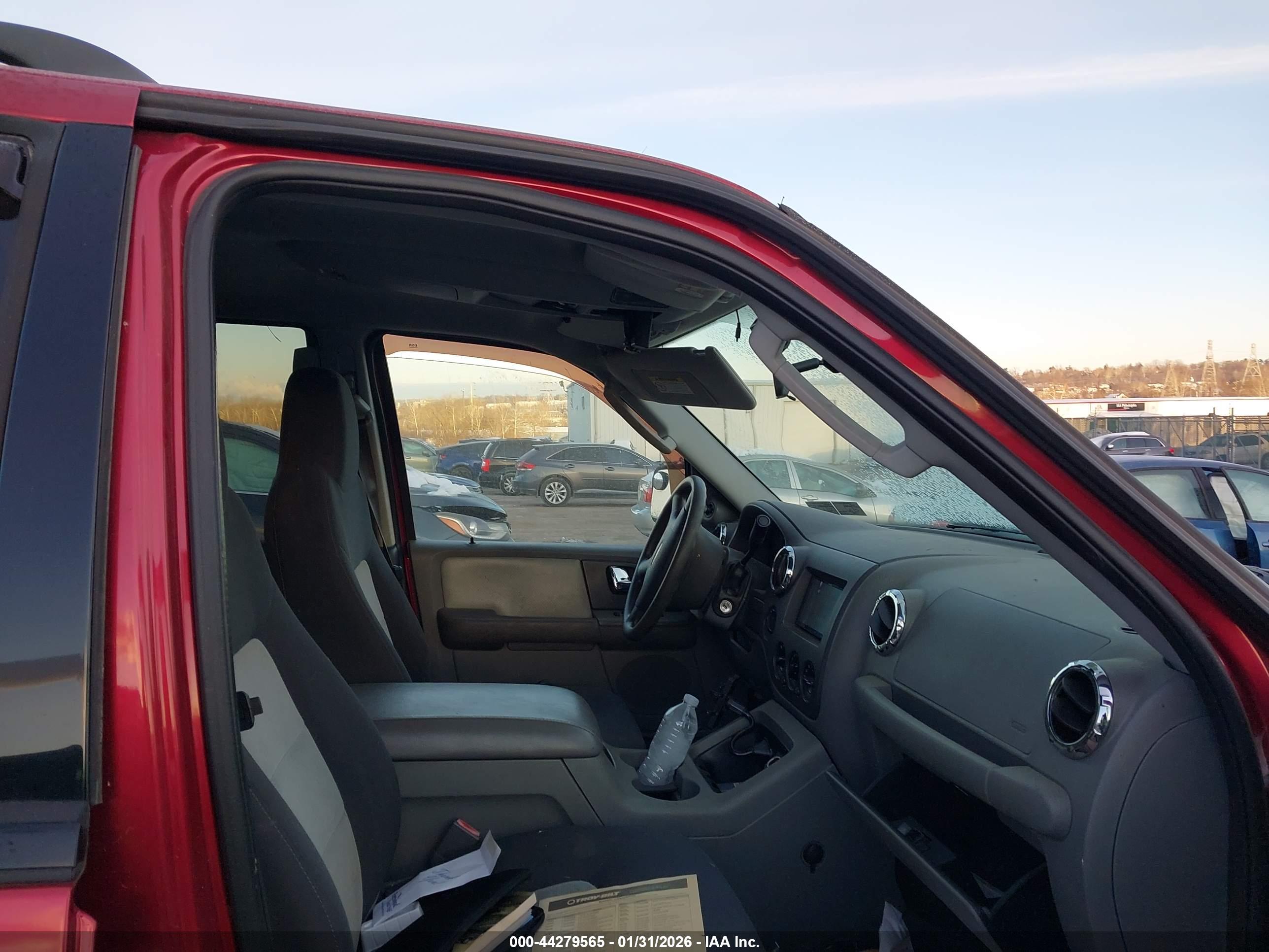 FORD EXPEDITION image 5
