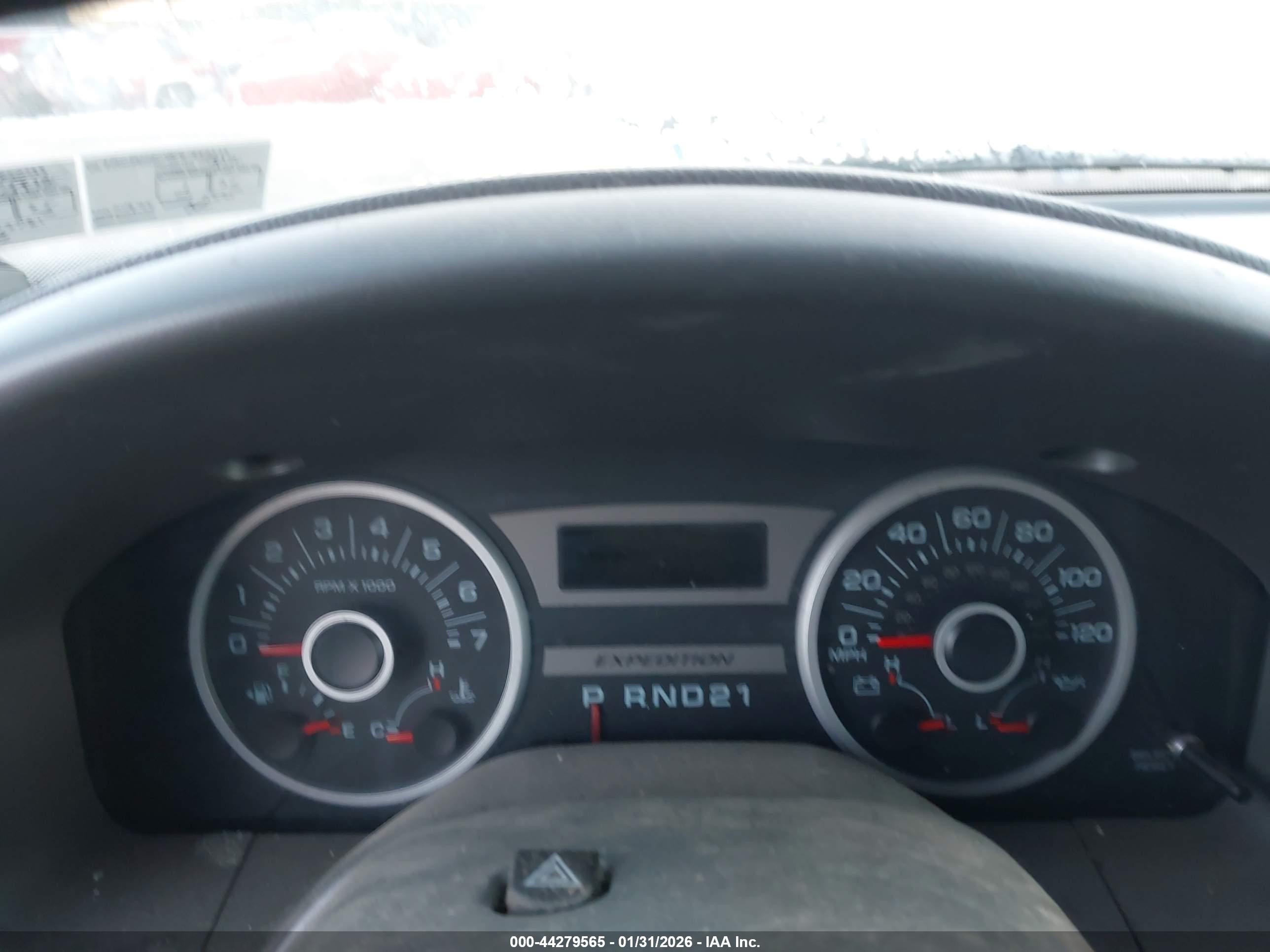 FORD EXPEDITION image 7