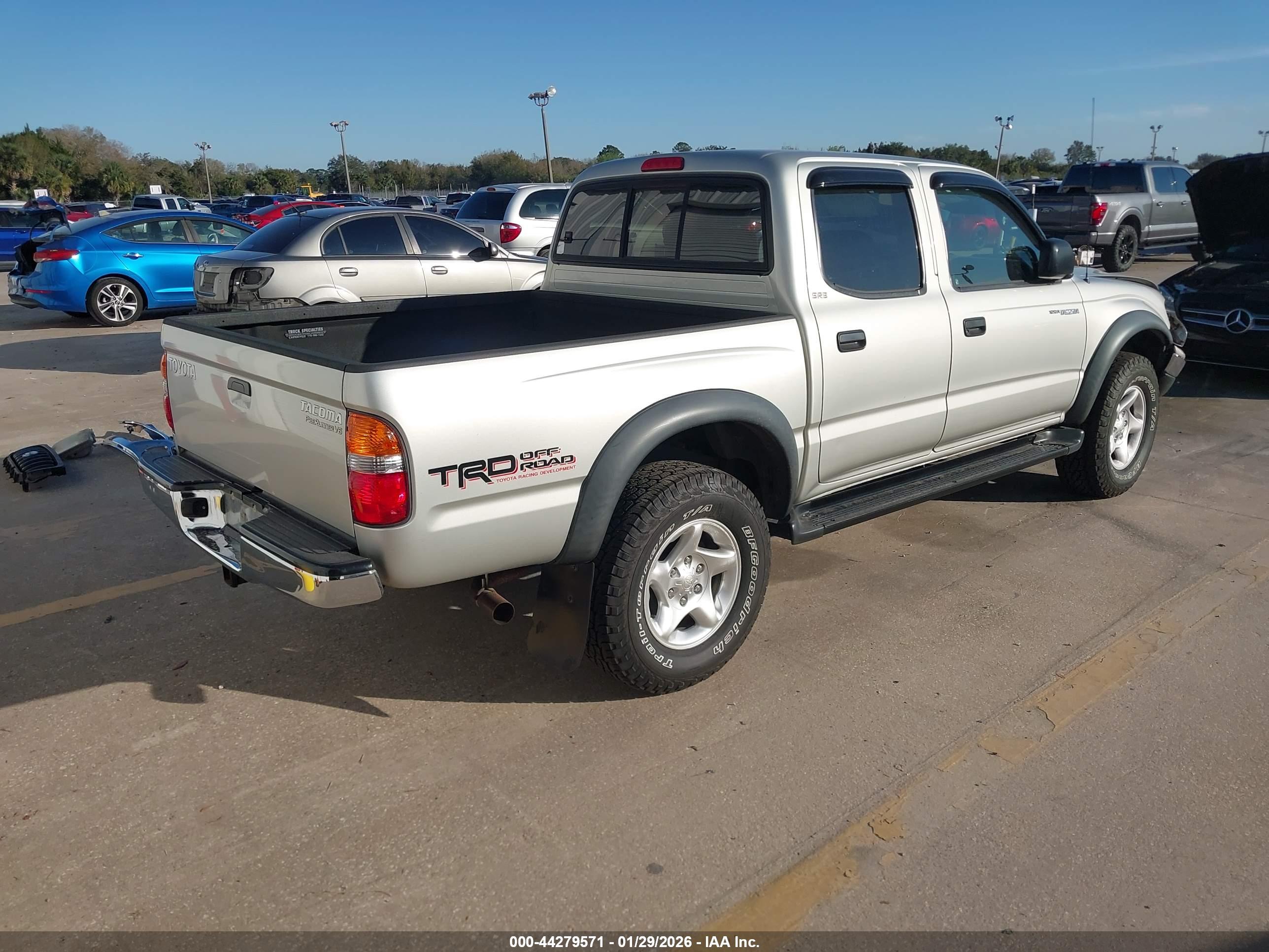 TOYOTA TACOMA image 4