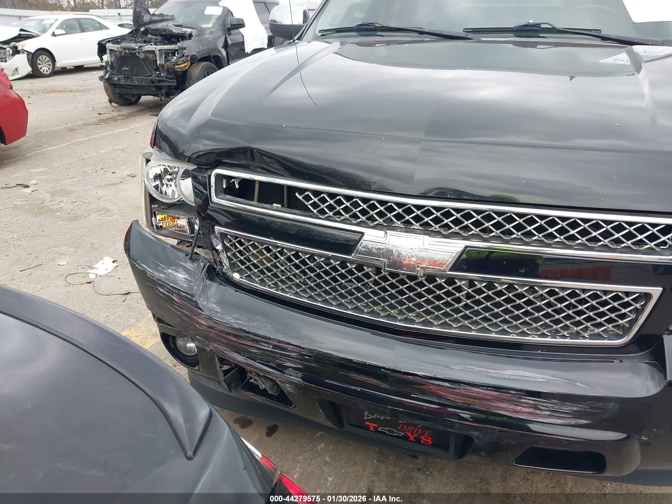 CHEVROLET AVALANCHE image 6