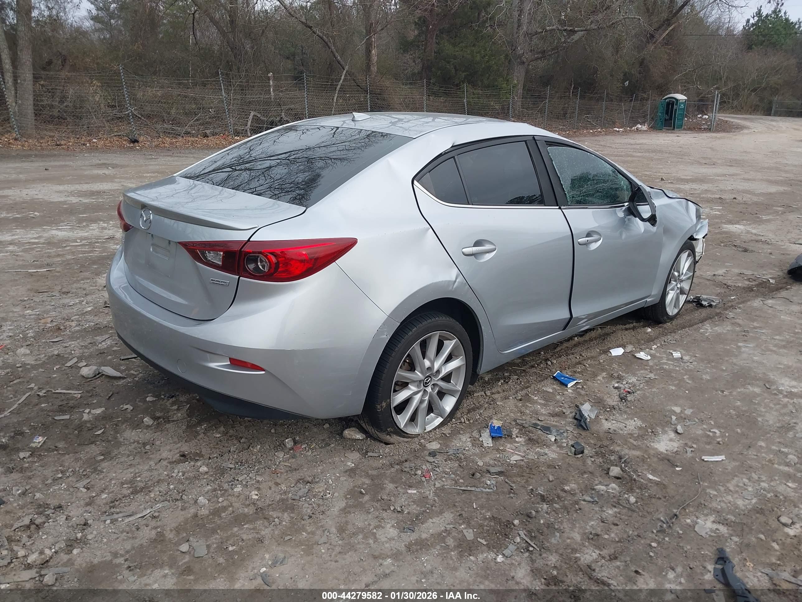 MAZDA MAZDA3 image 4