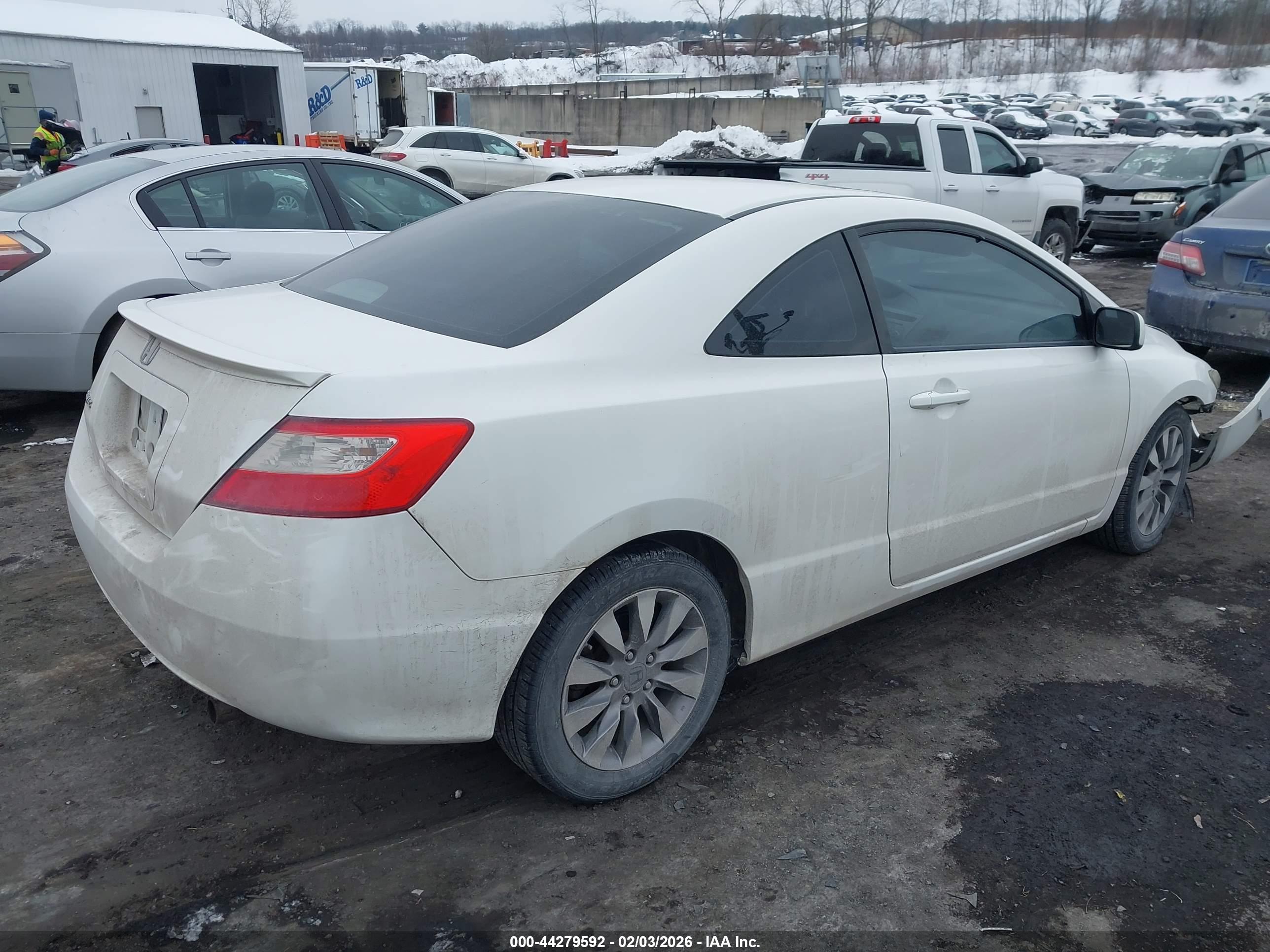 HONDA CIVIC image 4