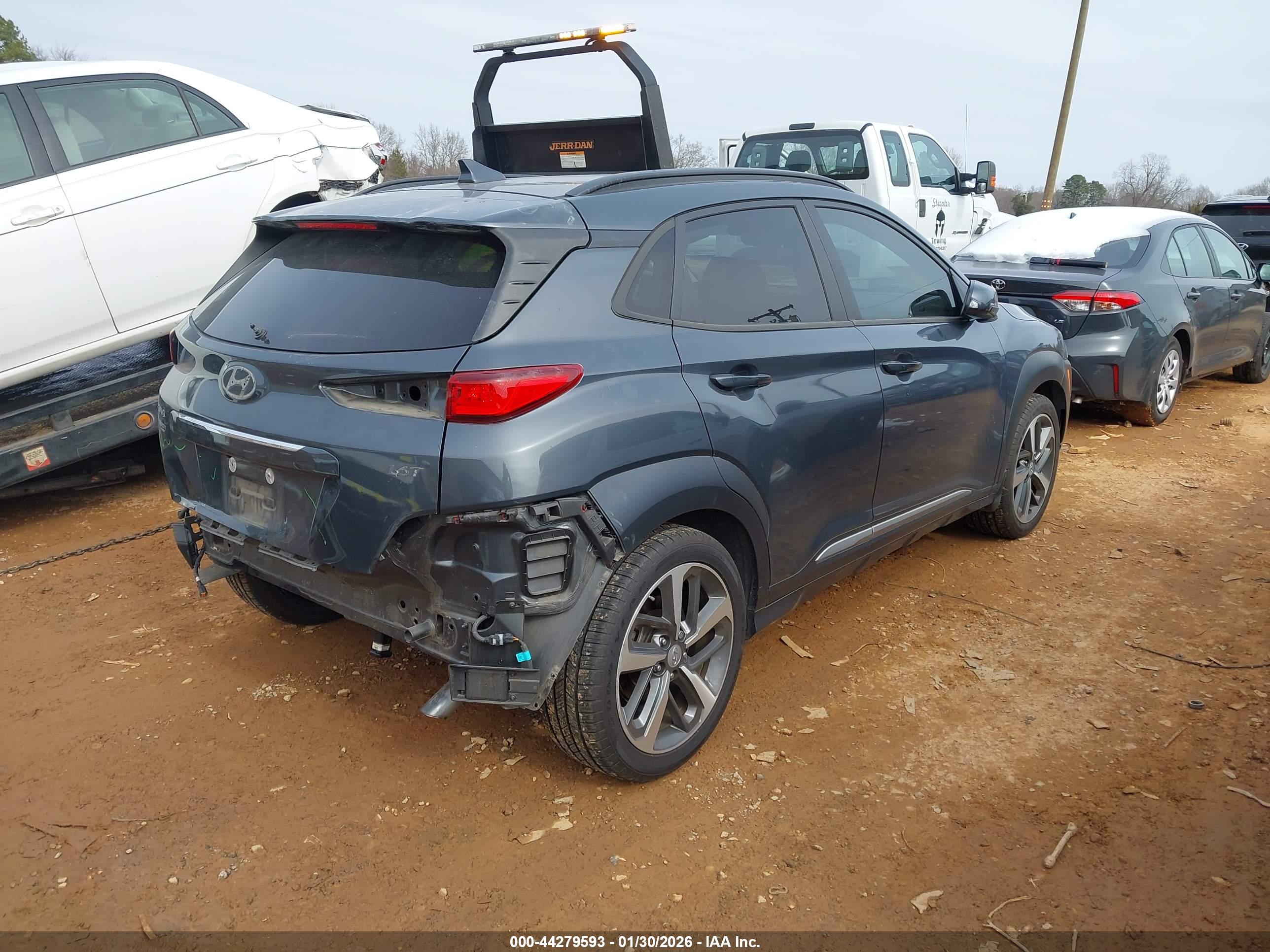 HYUNDAI KONA image 4