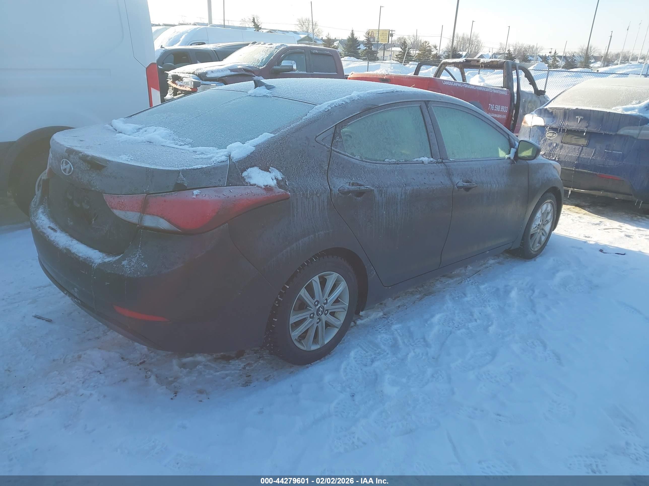 HYUNDAI ELANTRA image 4