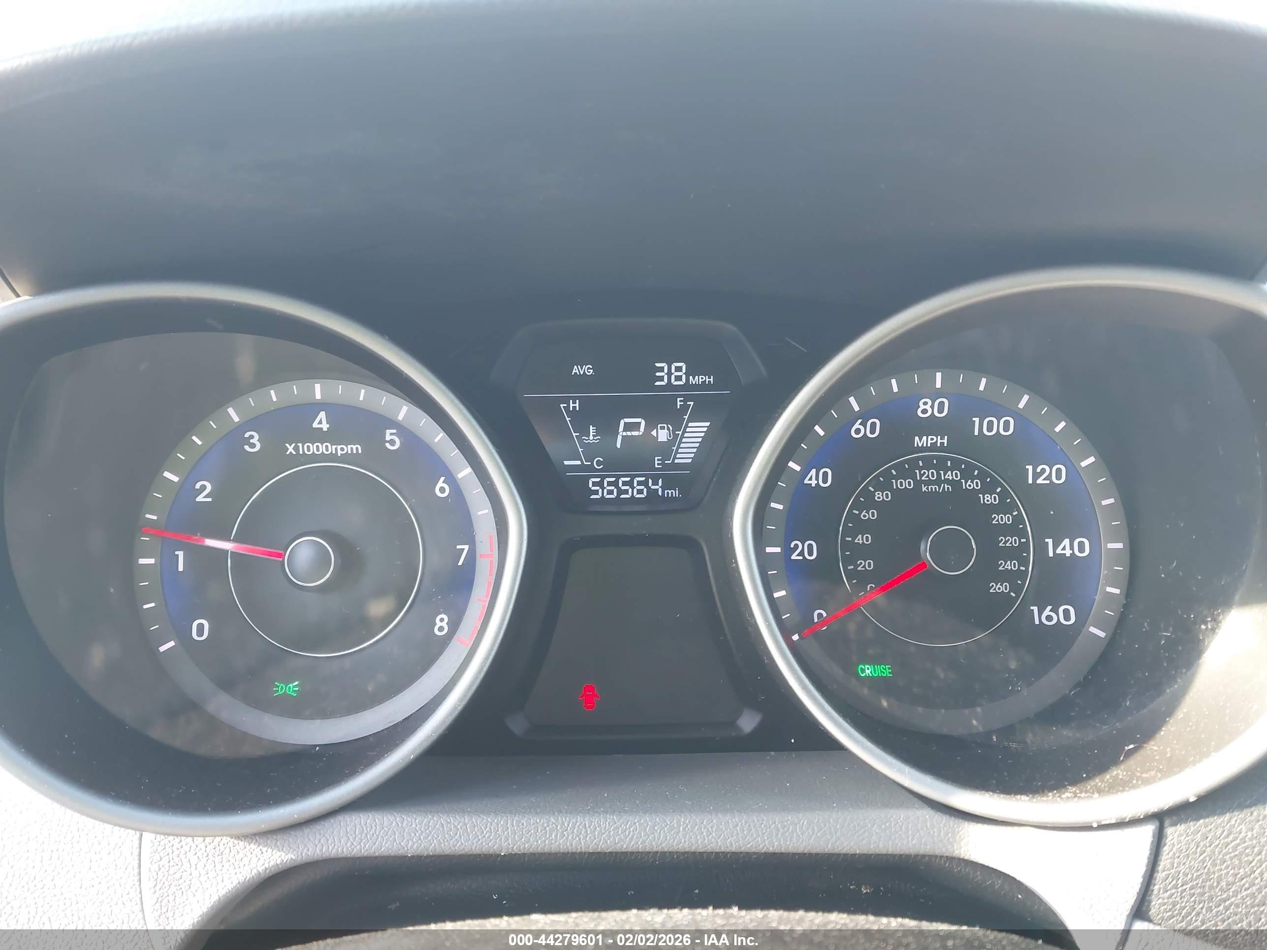 HYUNDAI ELANTRA image 7