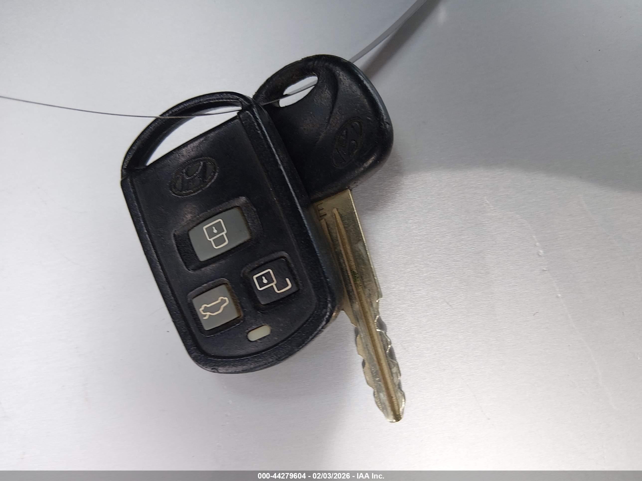HYUNDAI SONATA image 11