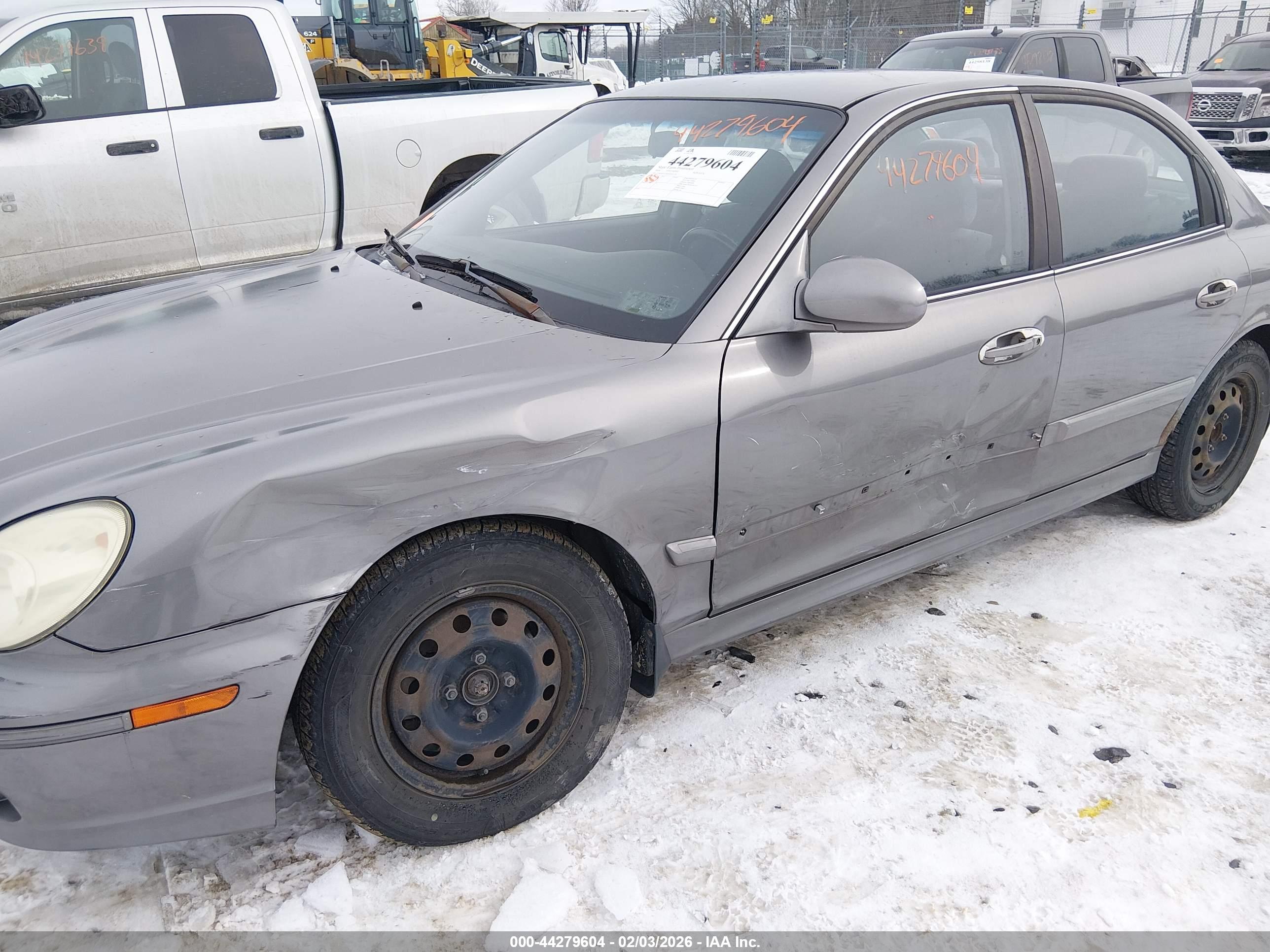 HYUNDAI SONATA image 6