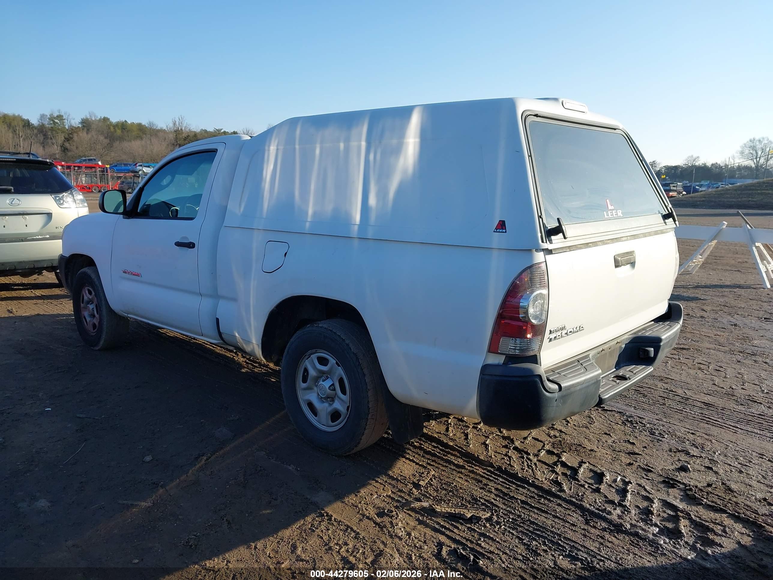 TOYOTA TACOMA image 3