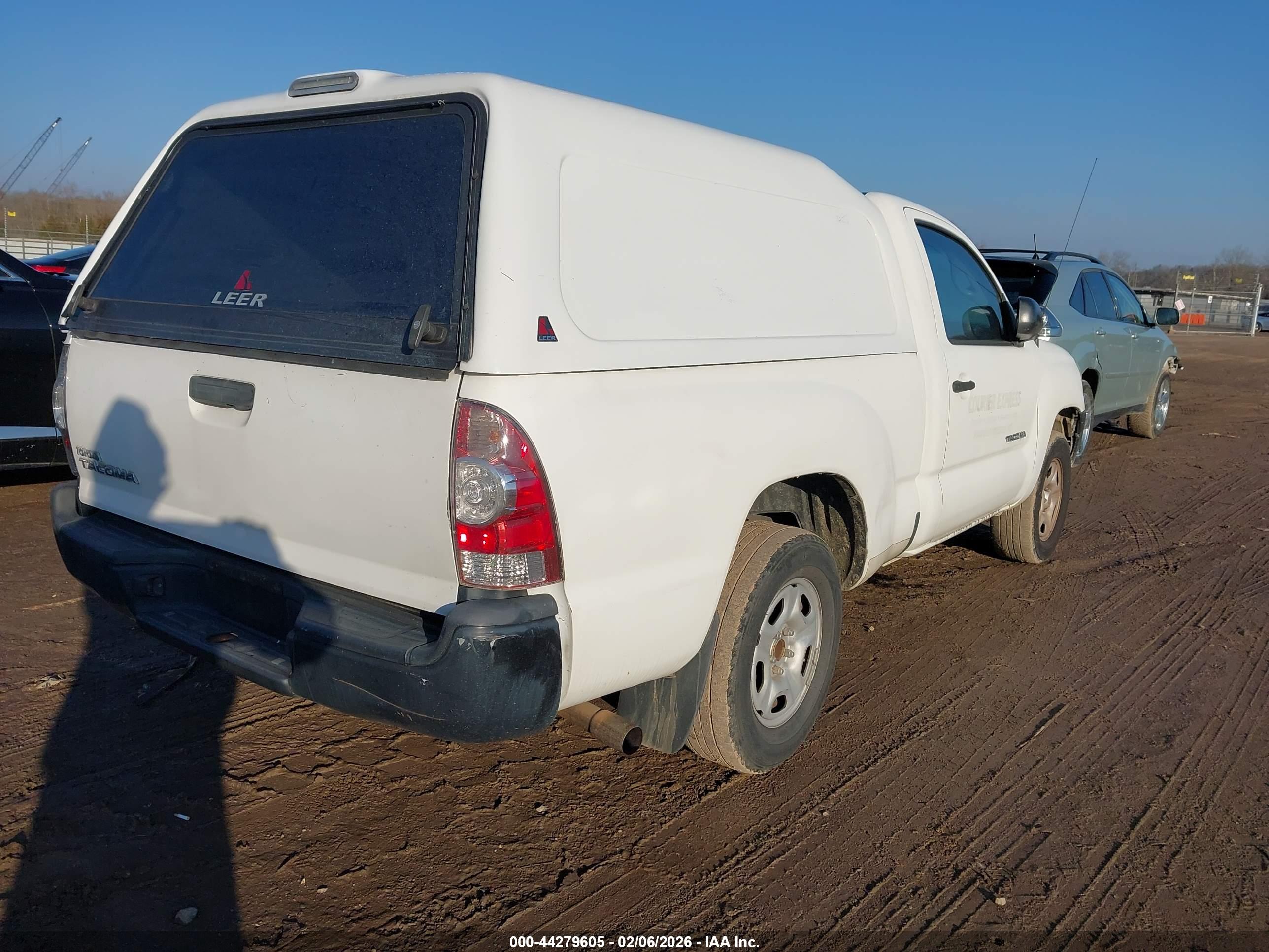 TOYOTA TACOMA image 4
