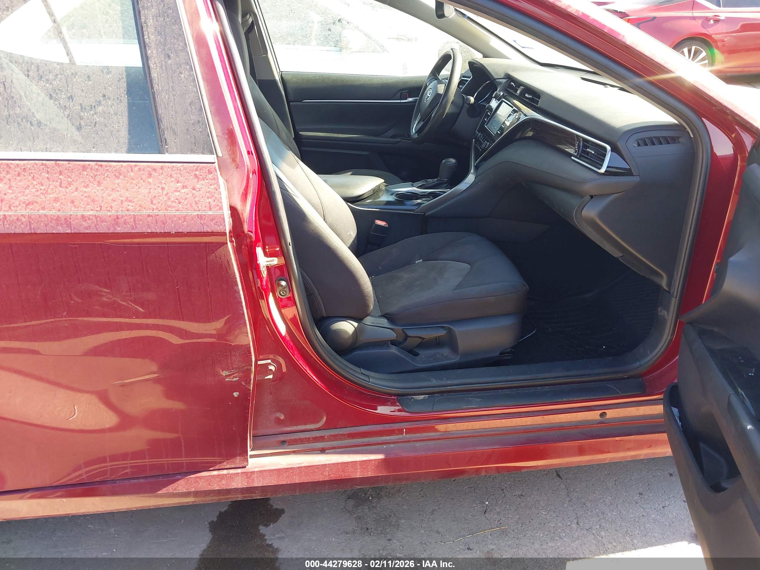TOYOTA CAMRY image 5